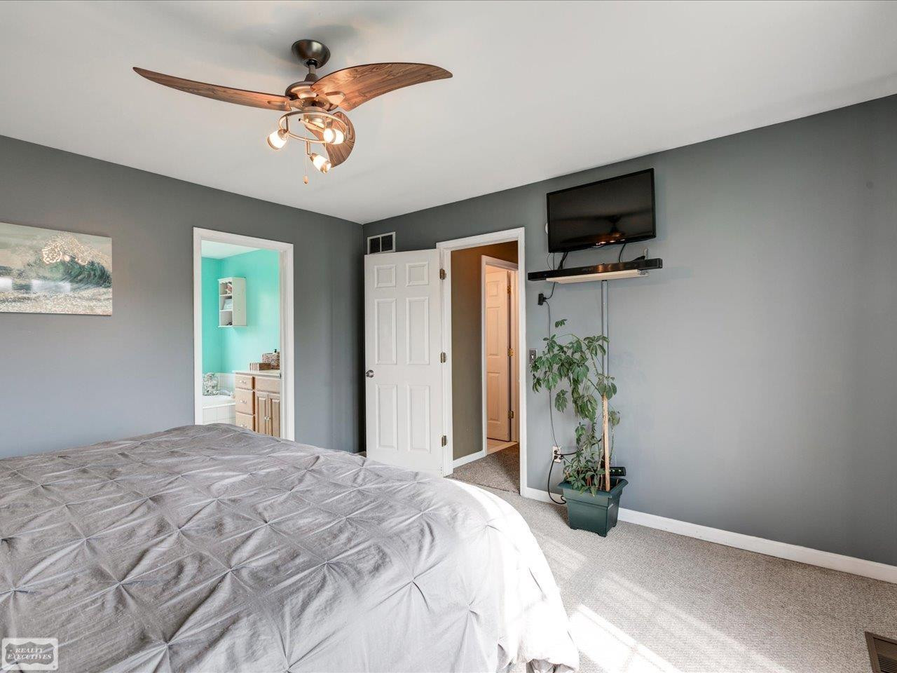 2455 Cove Road, Wales, MI — Photo 18