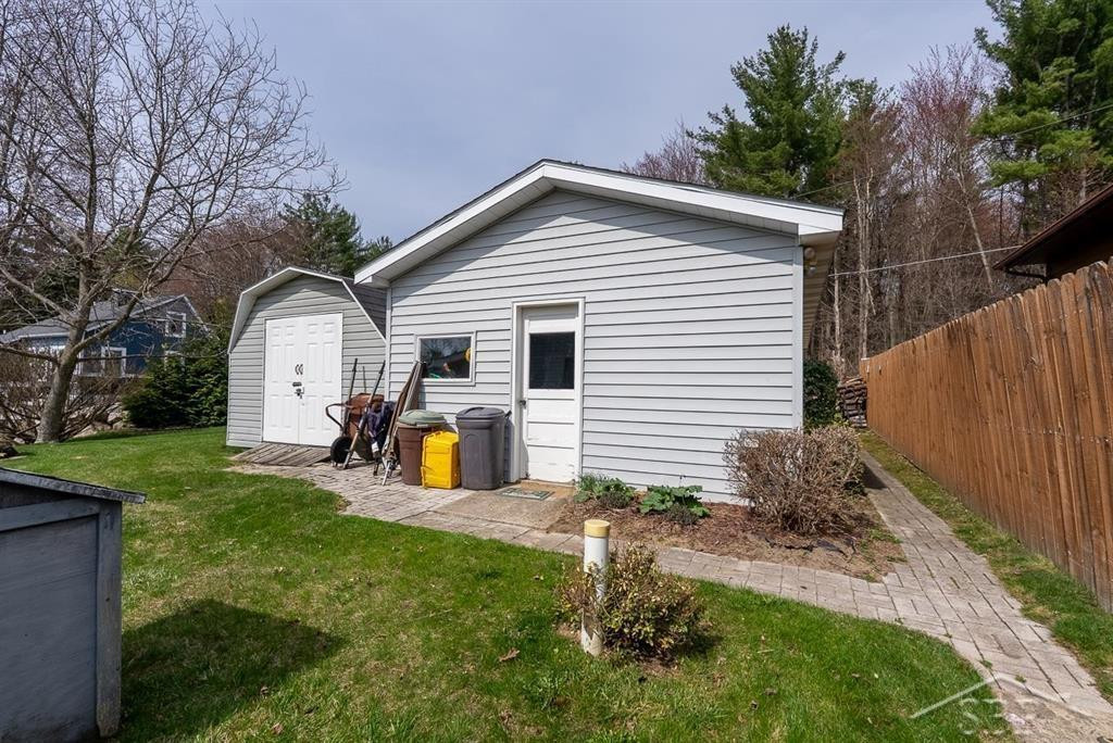 4438 N Verity Road, Sanford, MI 48657 — Photo 36