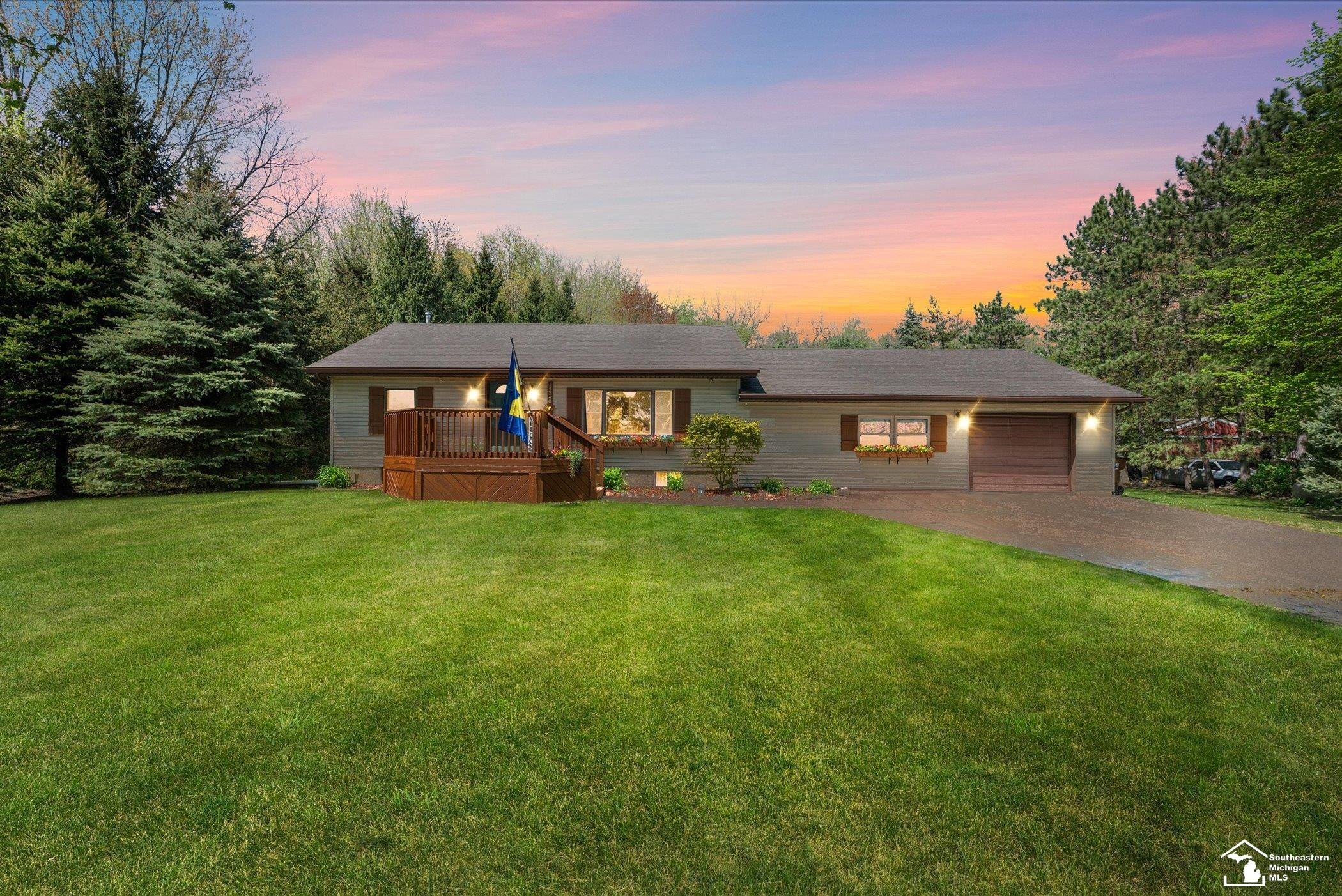 14340 Dixon Road, Dundee, MI 48131 — front exterior