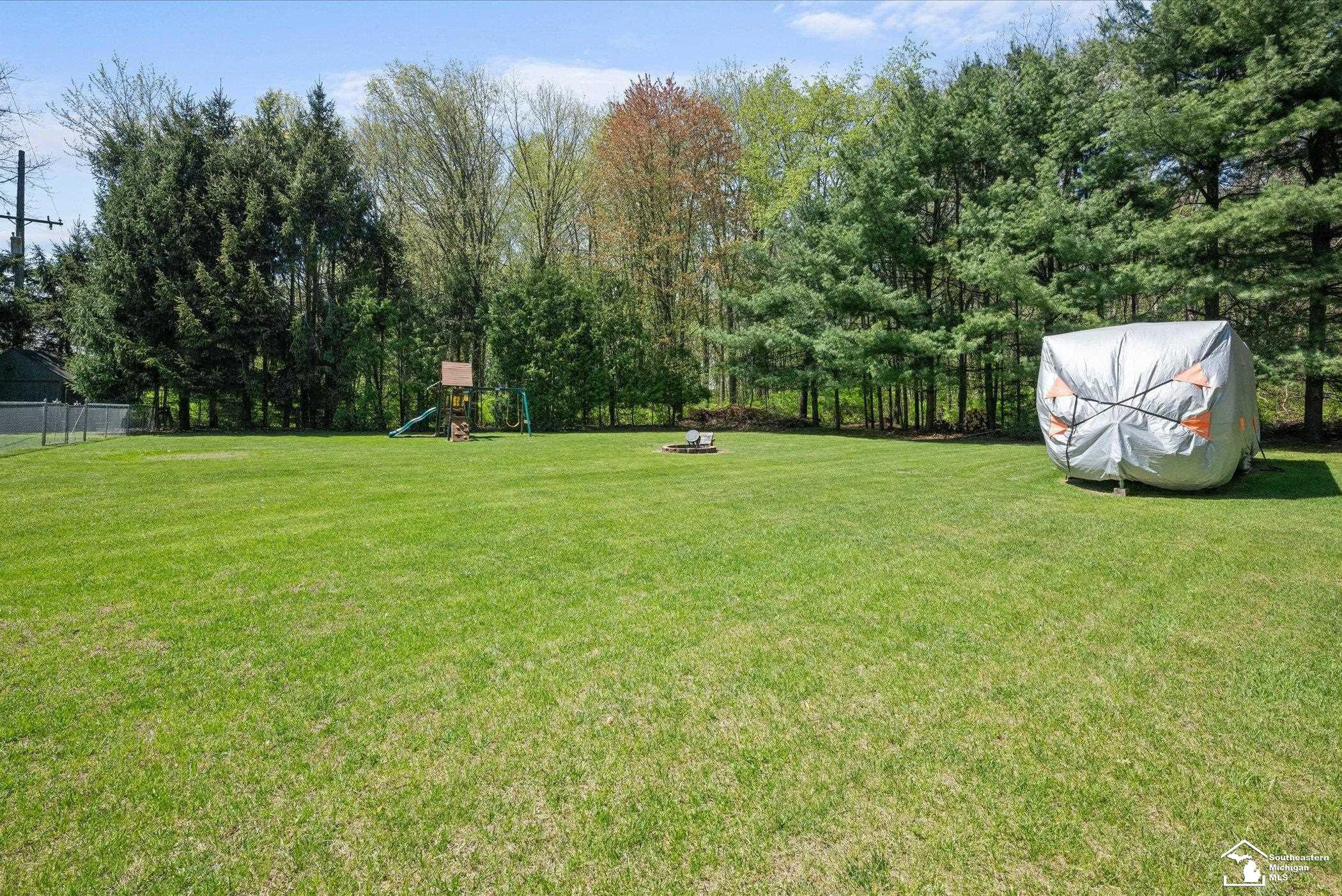 14340 Dixon Road, Dundee, MI 48131 — Photo 33