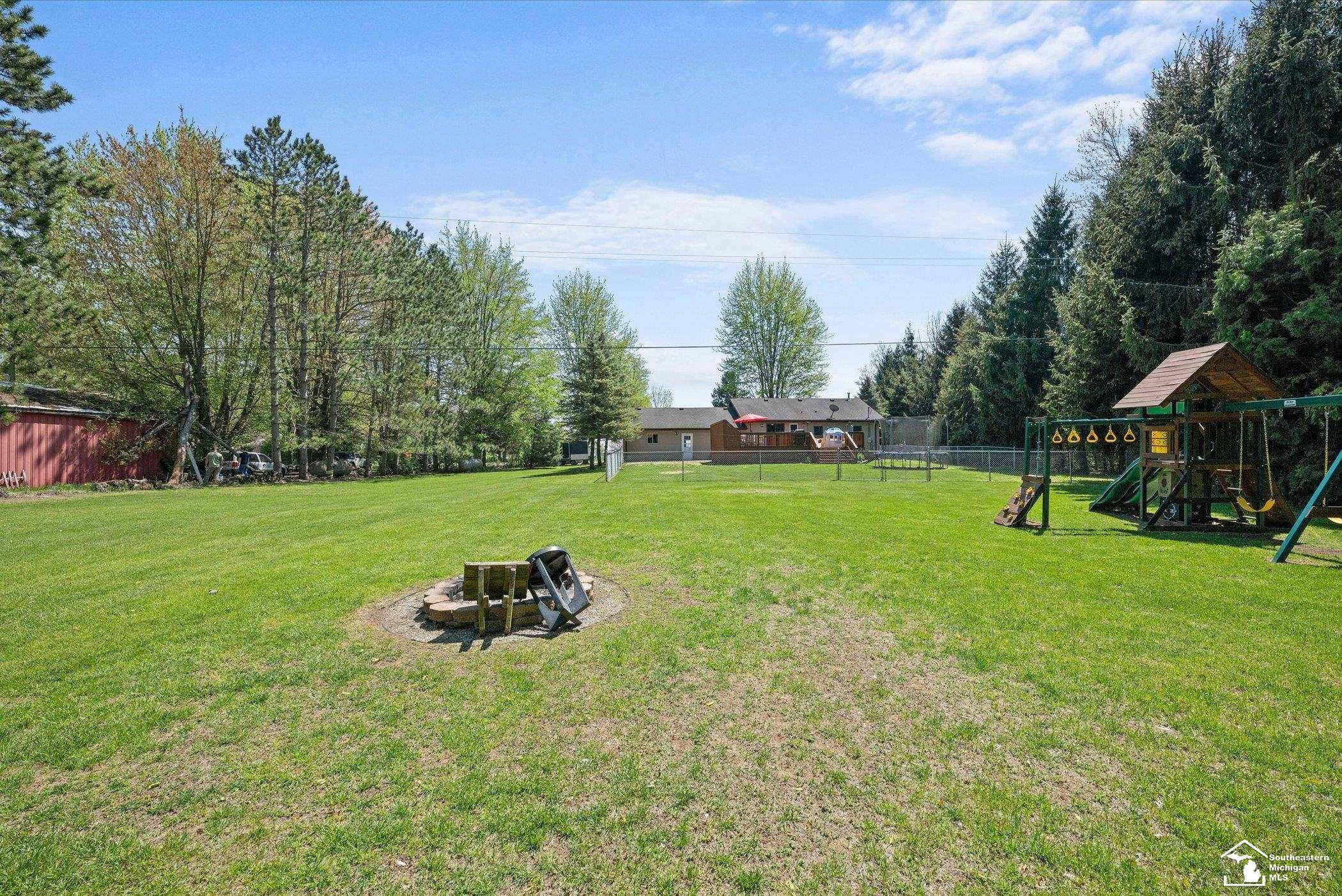 14340 Dixon Road, Dundee, MI 48131 — Photo 34
