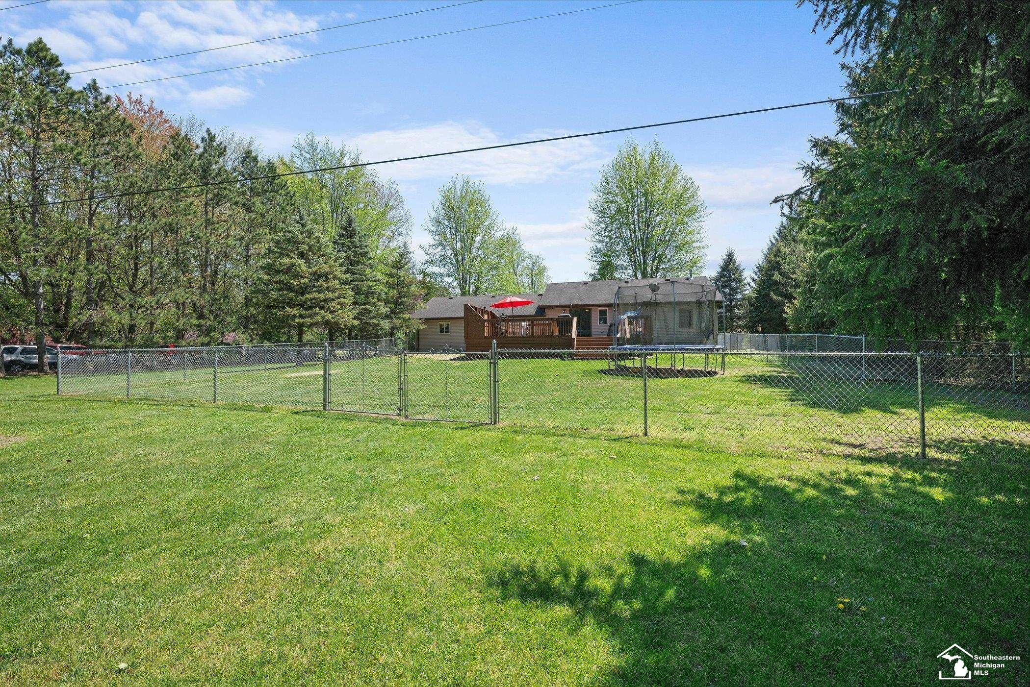 14340 Dixon Road, Dundee, MI 48131 — Photo 35