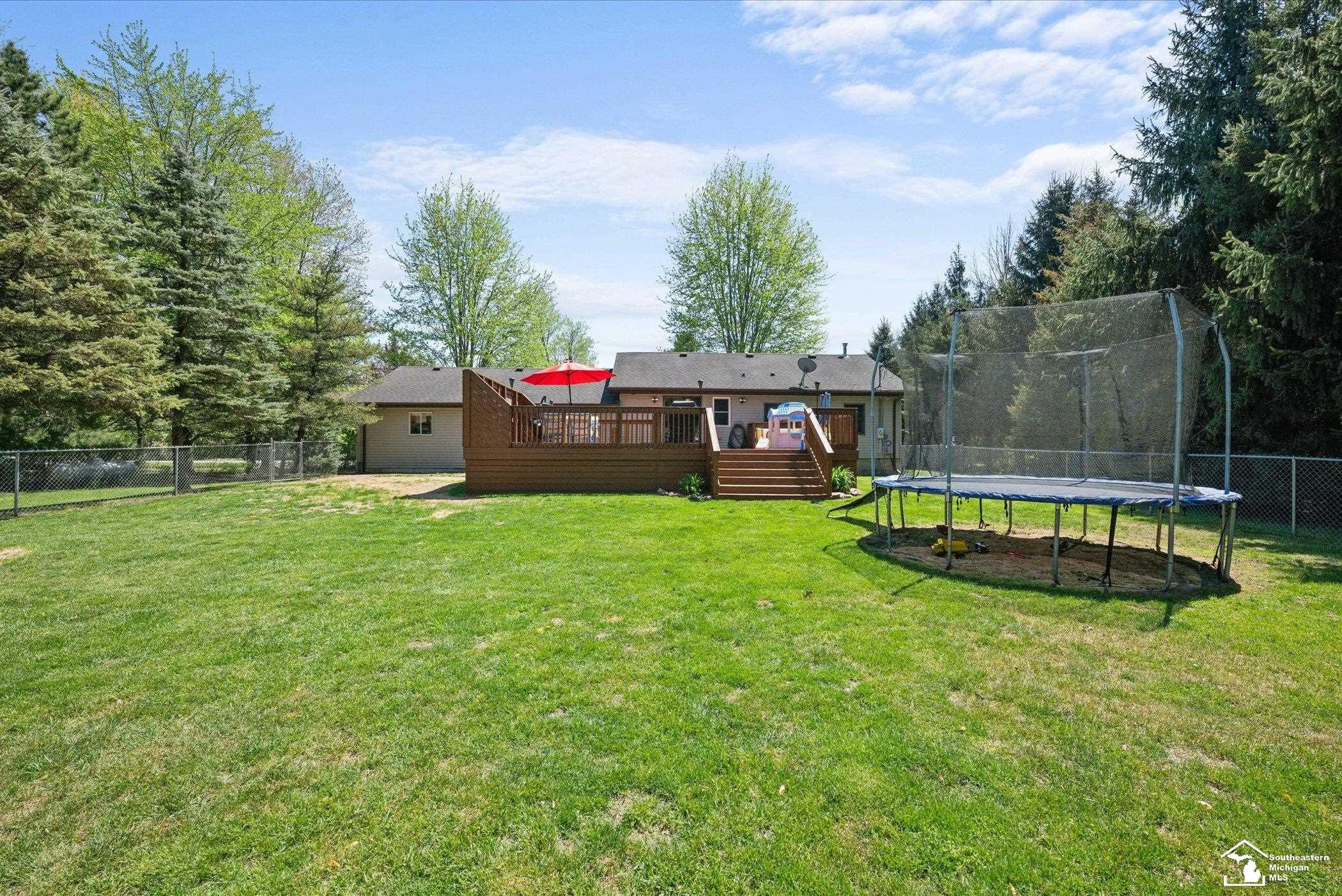 14340 Dixon Road, Dundee, MI 48131 — Photo 36