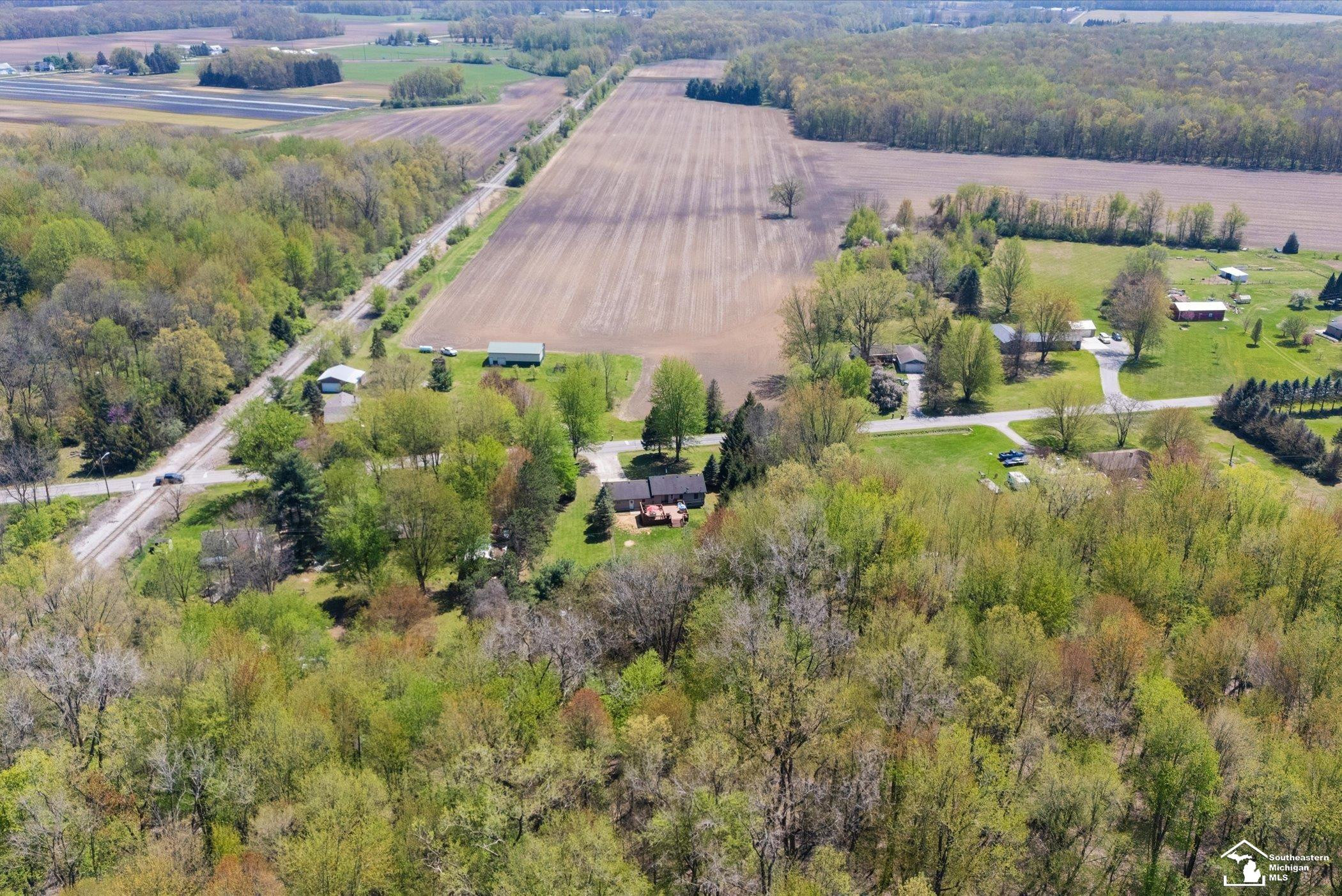 14340 Dixon Road, Dundee, MI 48131 — Photo 42