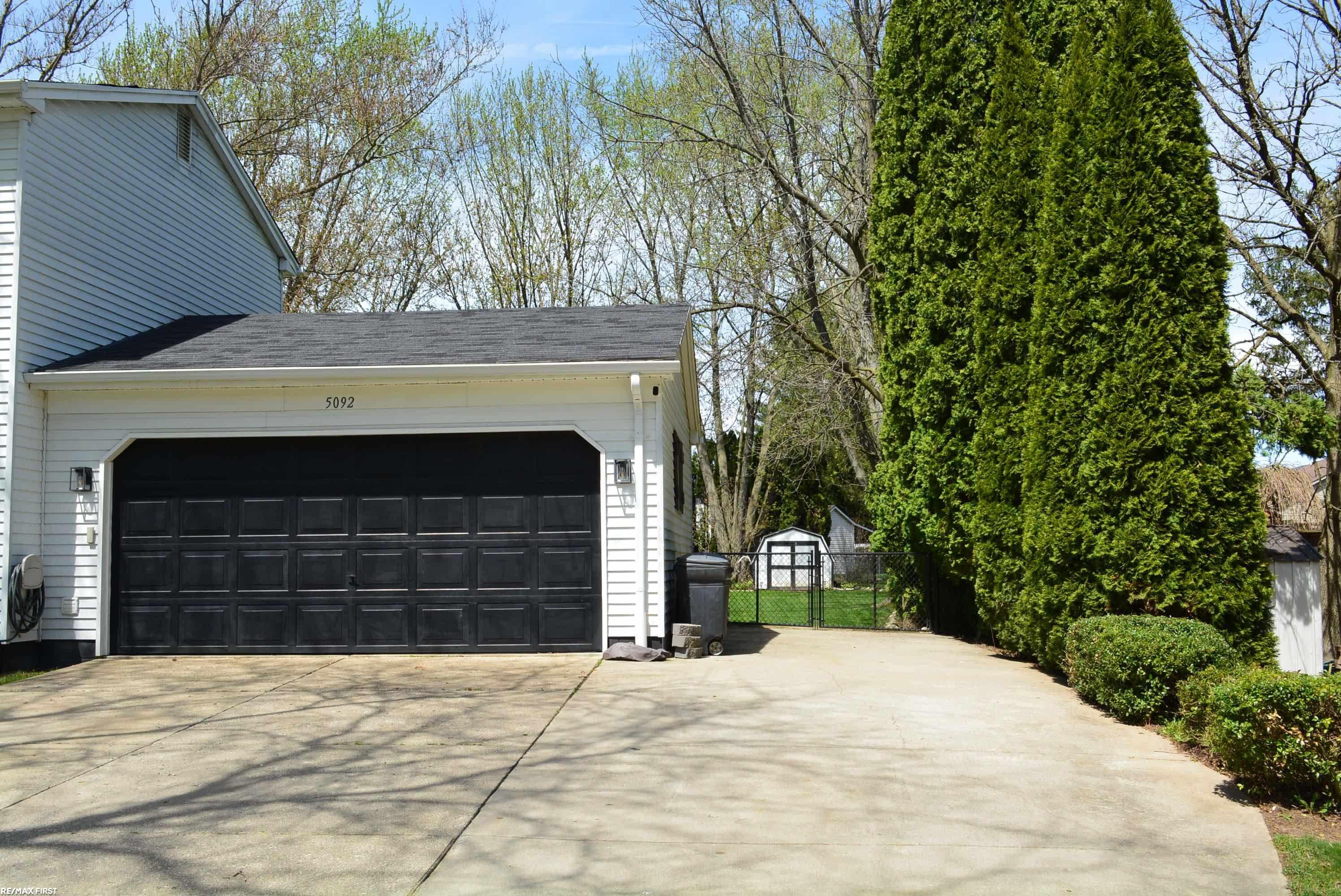 5092 Cheryl Drive, Almont, MI 48003 — Photo 2