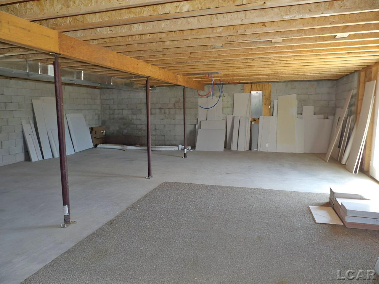 7640 S Lake Pleasant Road, Osseo, MI 49266 — Photo 12