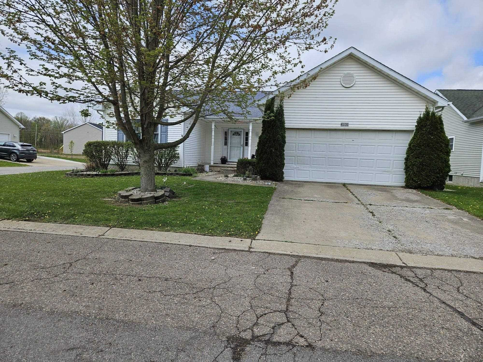6131 Fountain View Drive, Swartz Creek, MI 48473 — Photo 2