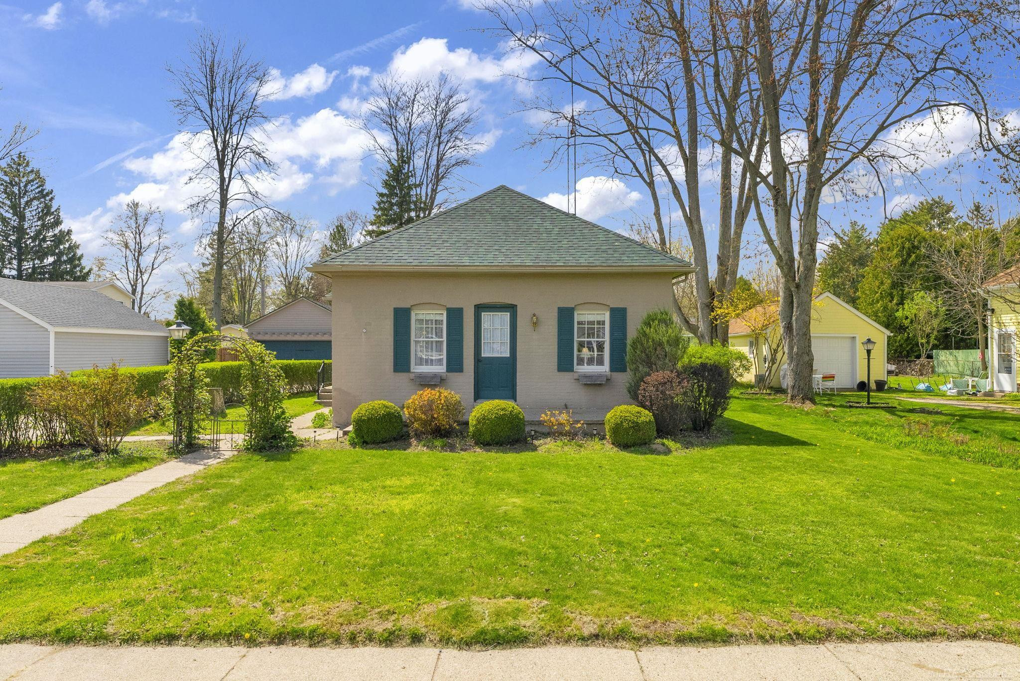 9 Pack Street, Croswell, MI 48422 — Photo 4