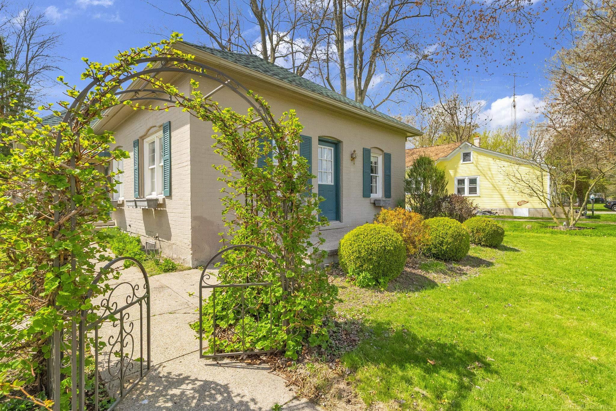 9 Pack Street, Croswell, MI 48422 — Photo 5