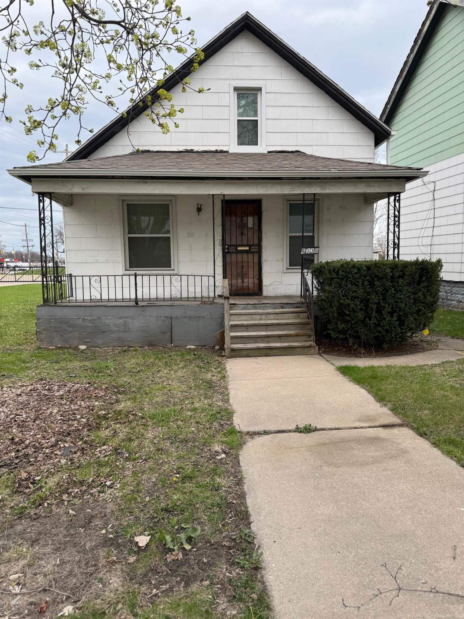 6130 Beniteau Street, Detroit, MI — front exterior