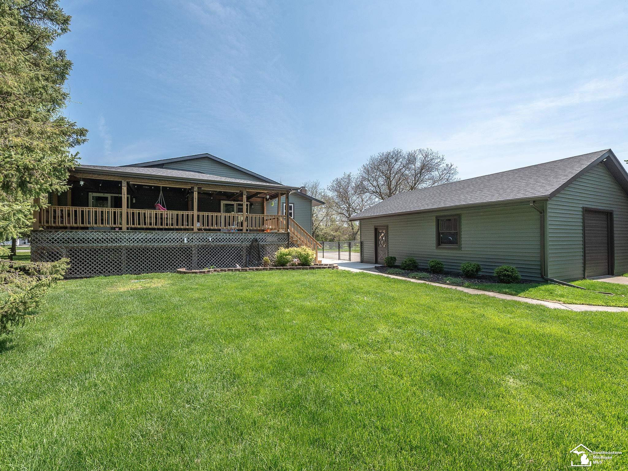 13725 Grafton Road, Carleton, MI 48117 — Photo 29