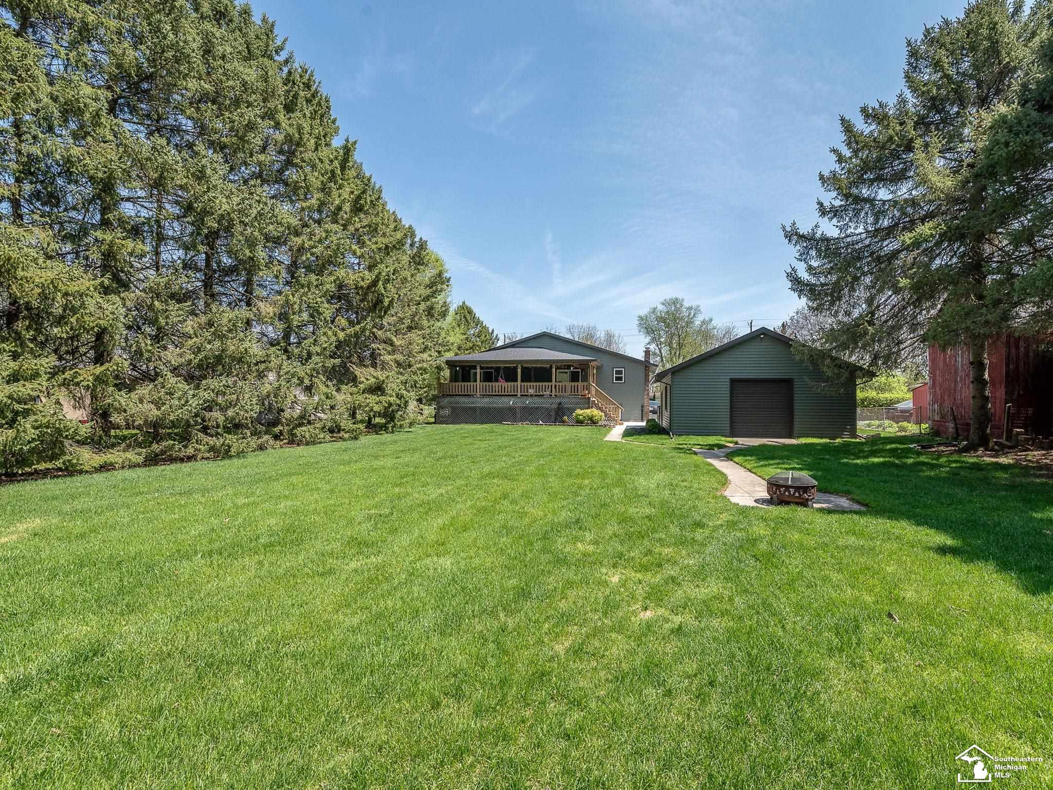 13725 Grafton Road, Carleton, MI 48117 — Photo 30