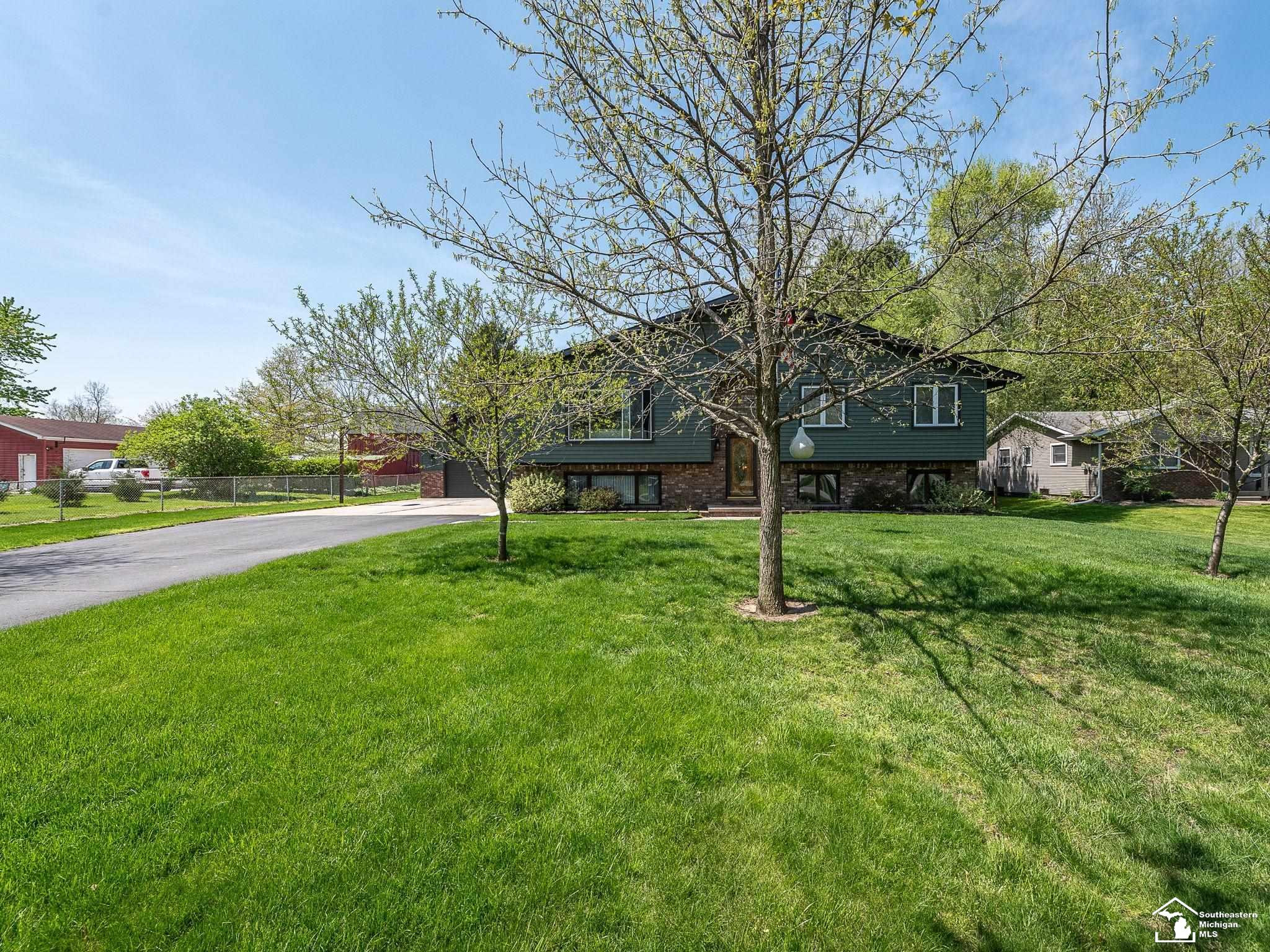 13725 Grafton Road, Carleton, MI 48117 — Photo 39