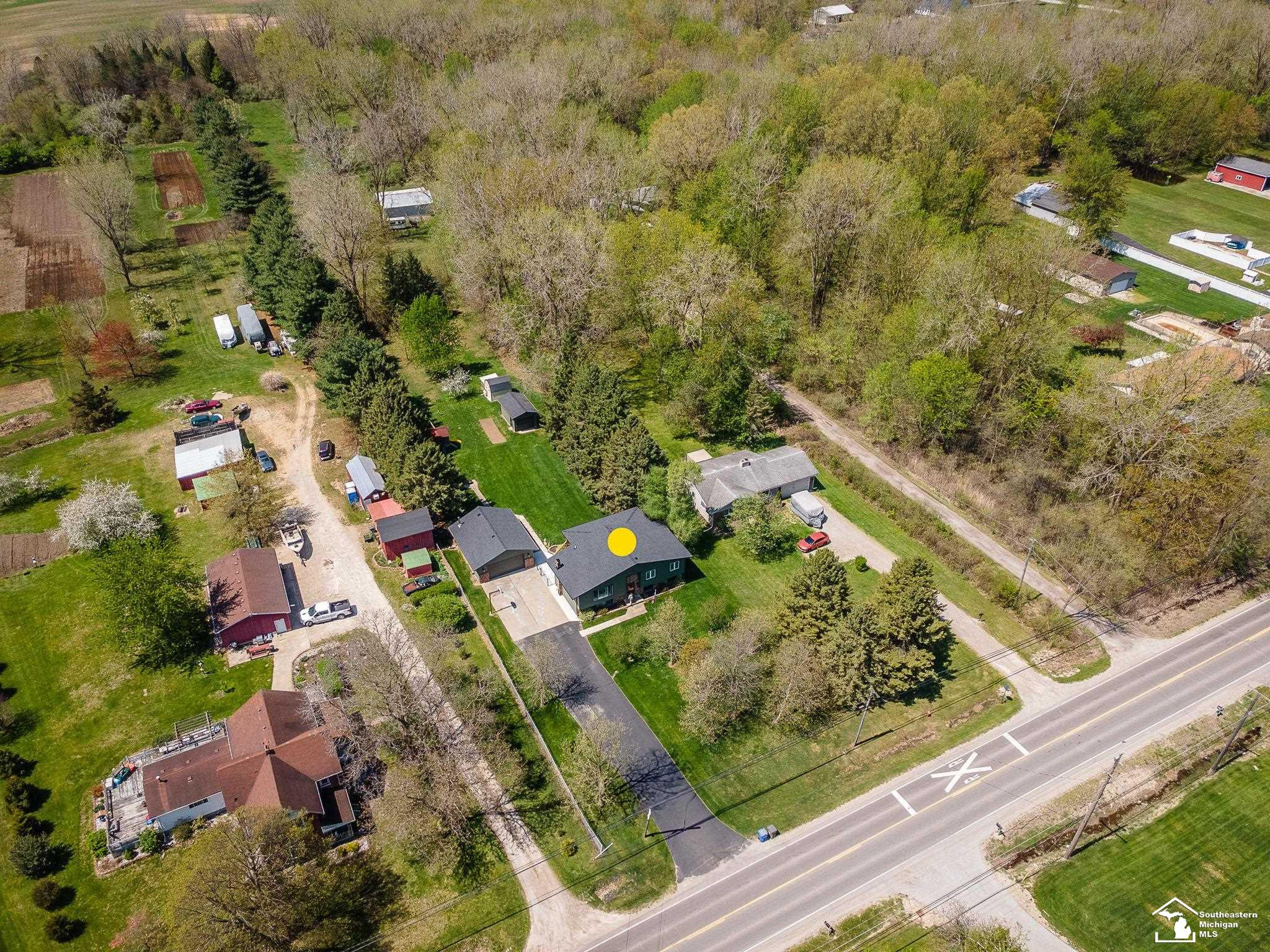 13725 Grafton Road, Carleton, MI 48117 — Photo 40