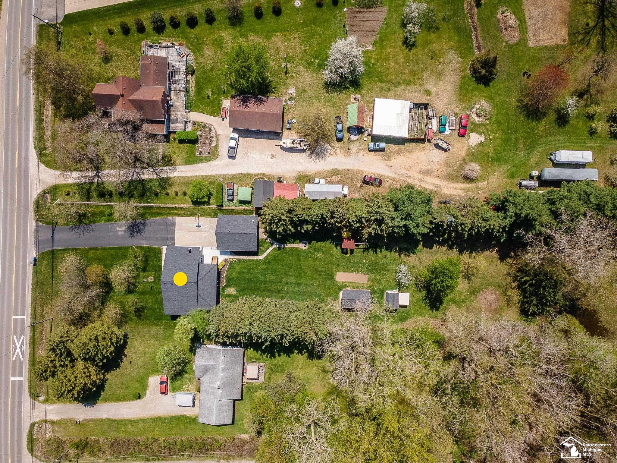 13725 Grafton Road, Carleton, MI 48117 — Photo 43