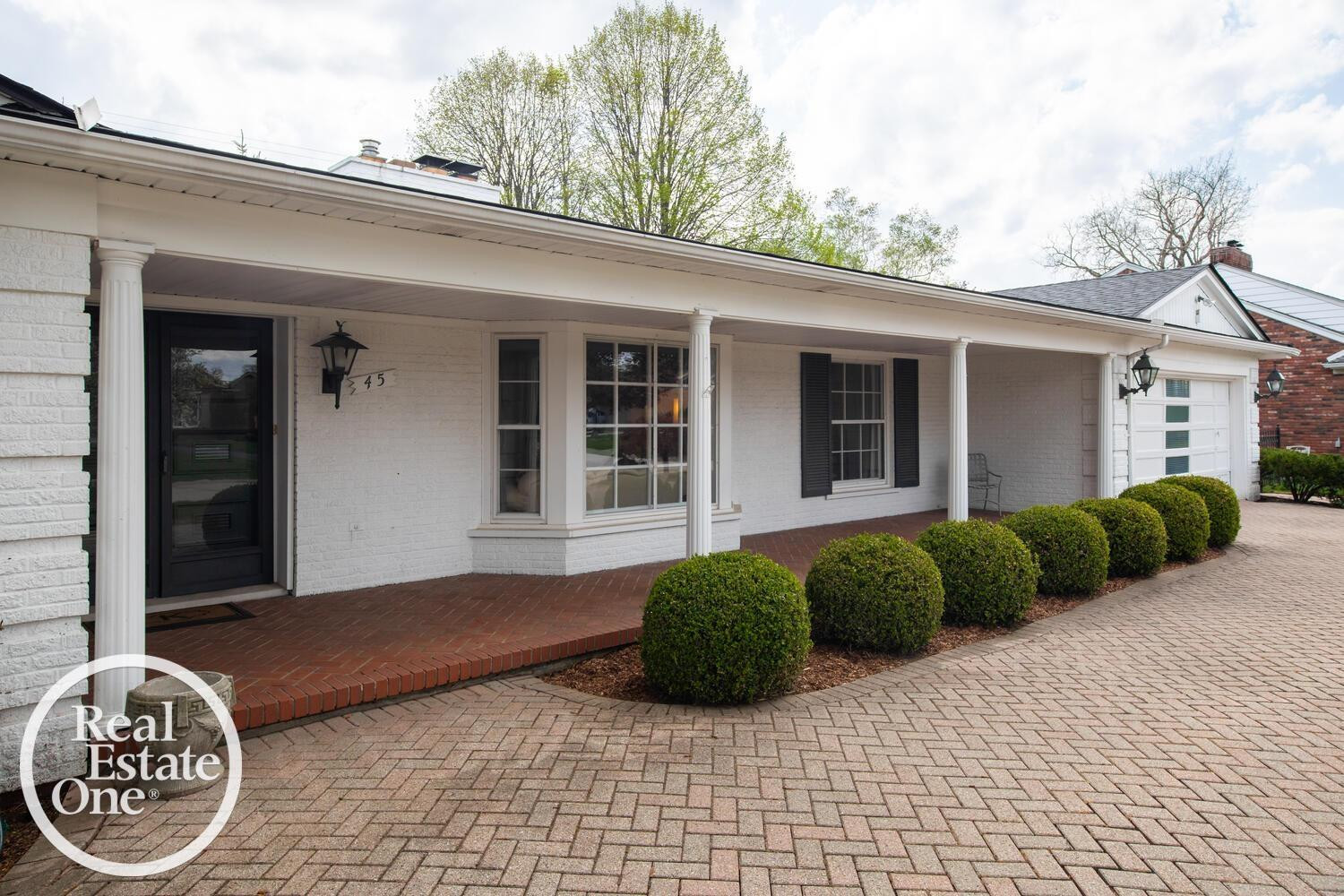 45 Fontana Lane, Grosse Pointe Shores, MI 48236 — Photo 2