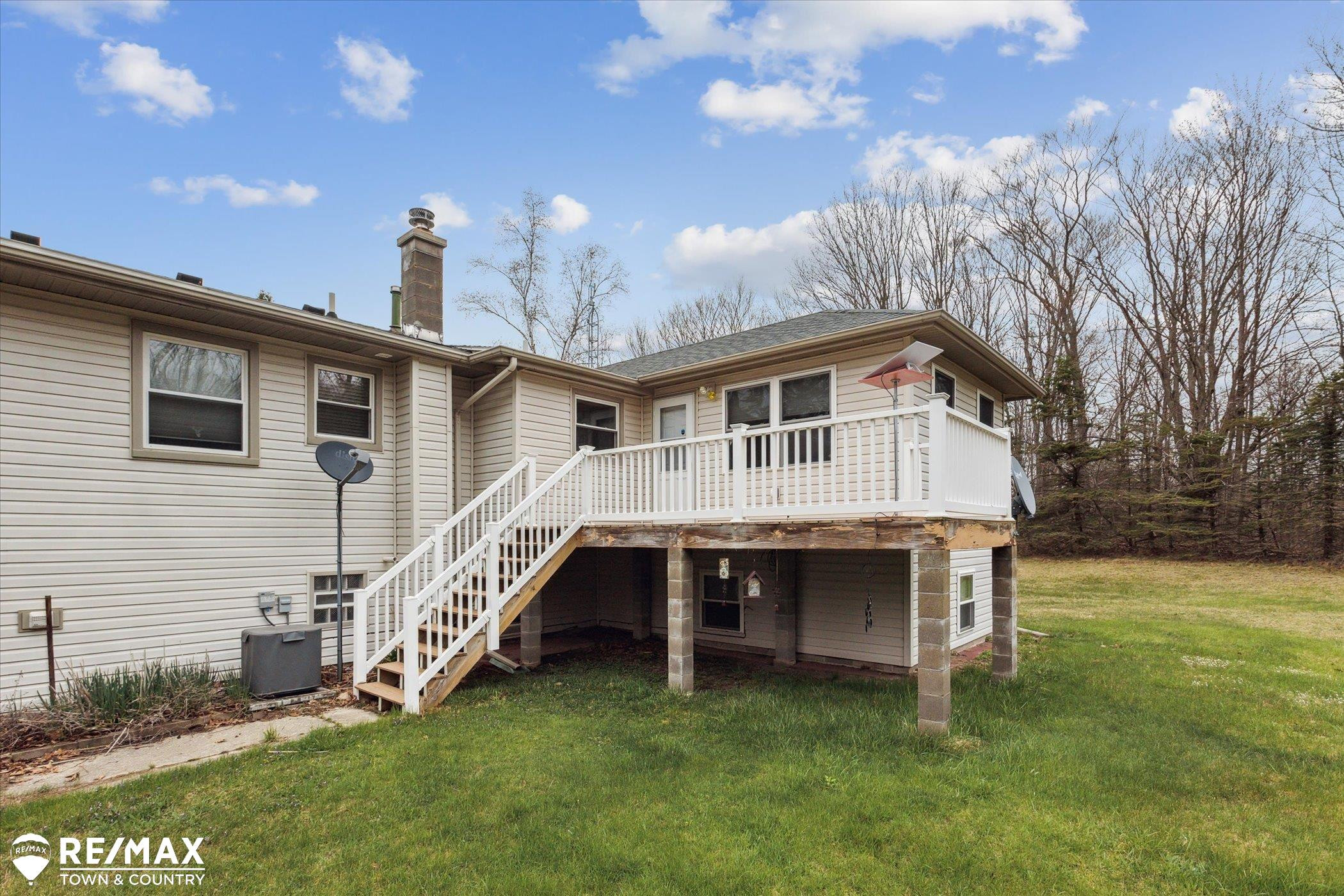 541 Stockwell Road, Harrison, MI 48625 — Photo 5