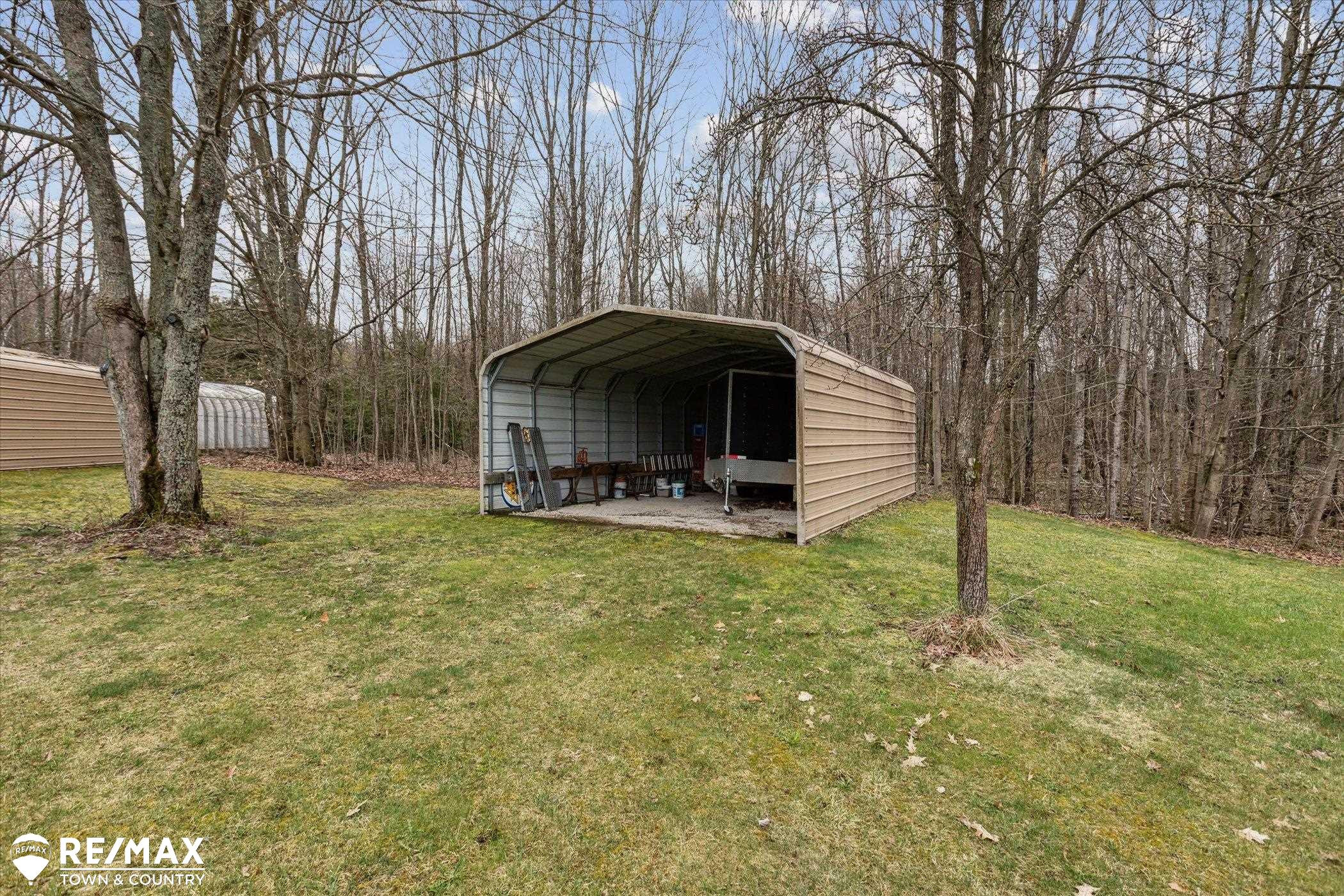 541 Stockwell Road, Harrison, MI 48625 — Photo 41