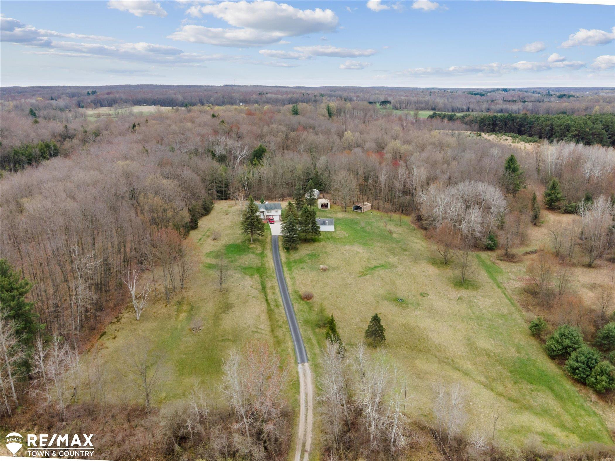541 Stockwell Road, Harrison, MI 48625 — Photo 47