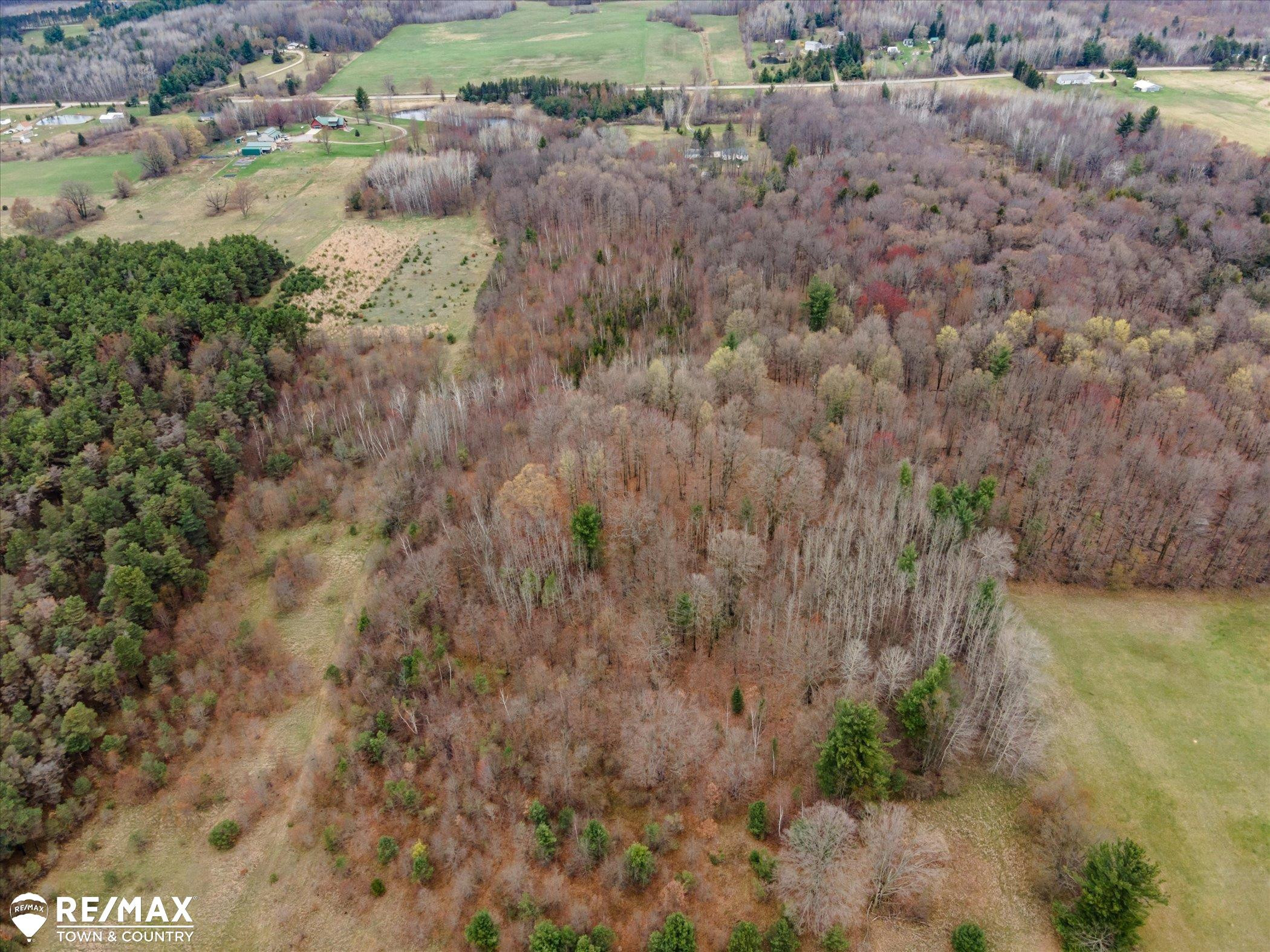 541 Stockwell Road, Harrison, MI 48625 — Photo 57