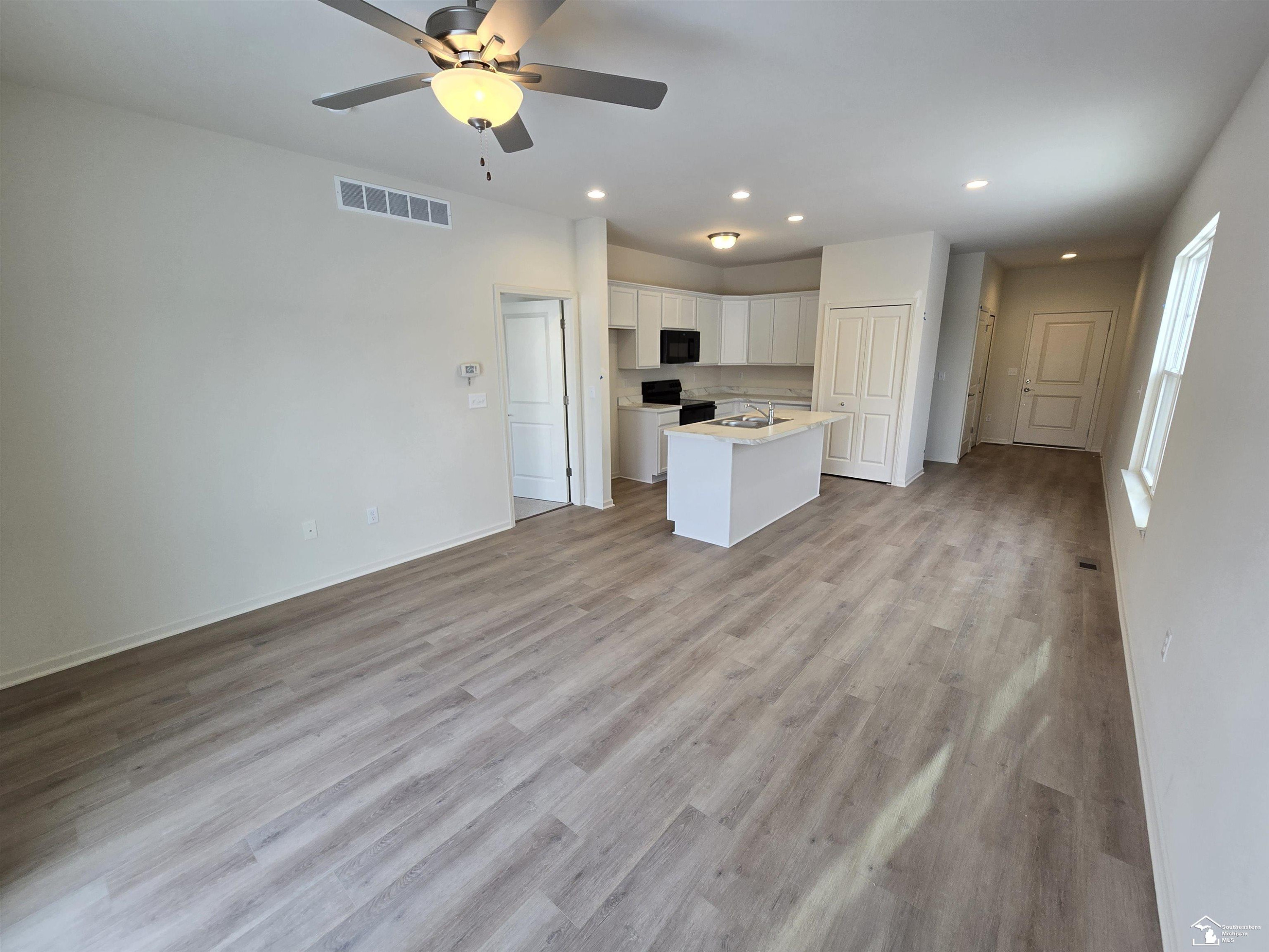 809 Plum Village Drive, Unit 56, Monroe, MI 48161 — Photo 5
