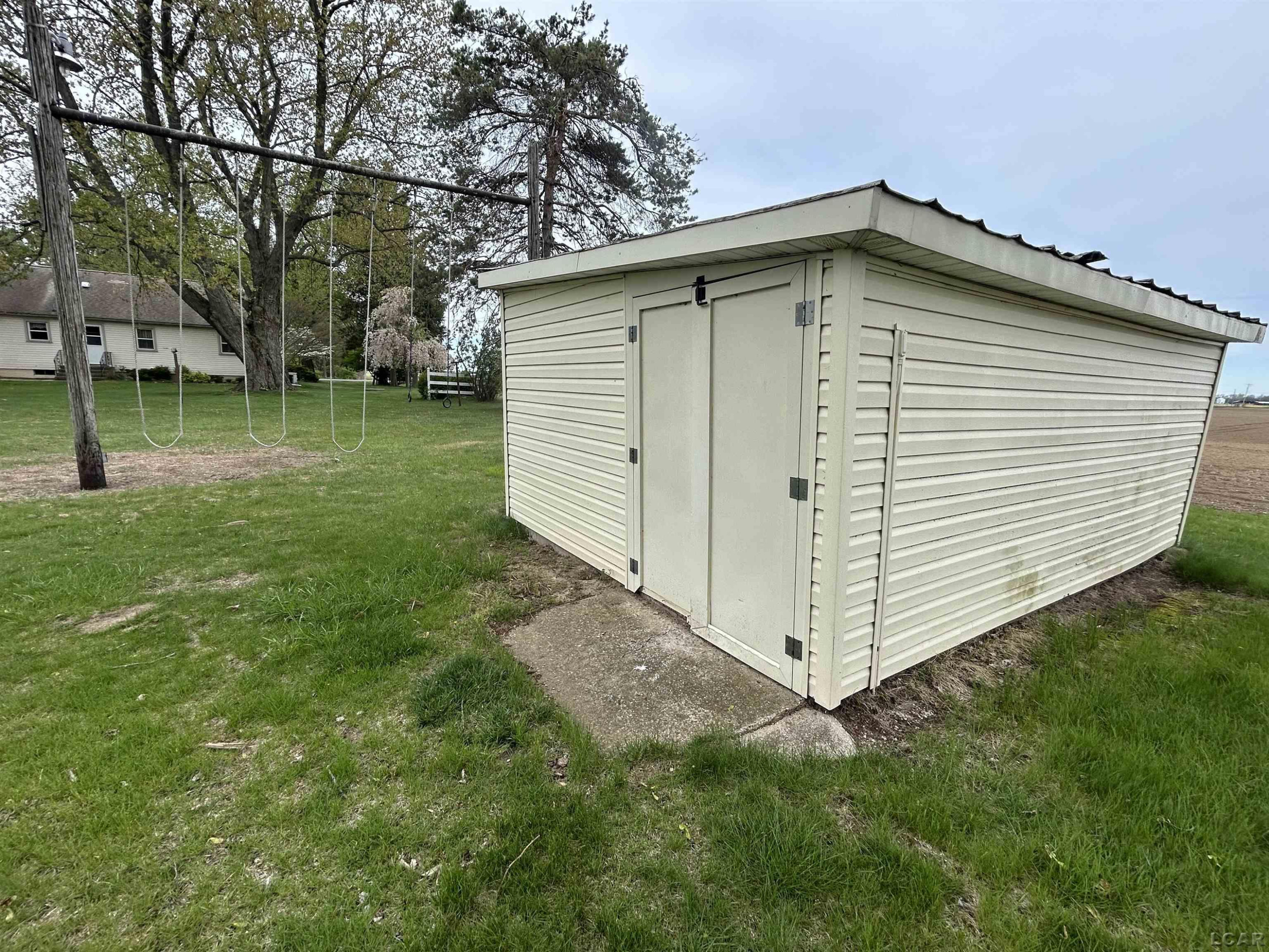 2381 S WELLSVILLE Road, Blissfield, MI 49228 — Photo 4