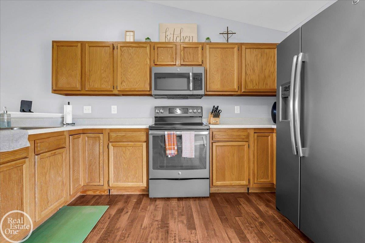 11463 Jeddo Road, MI 48097 — Photo 8