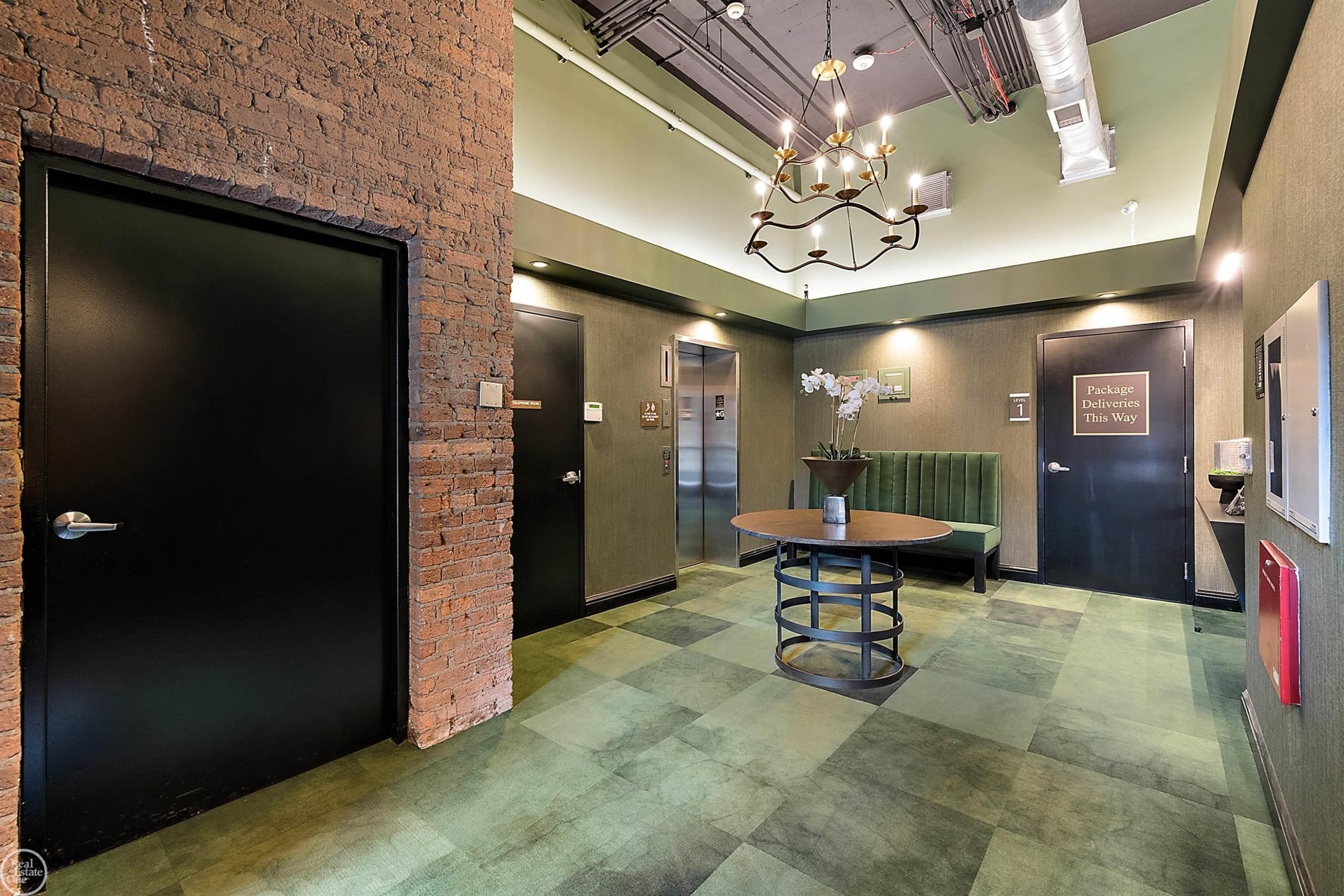 444 W Willis St UNIT&nbsp;89/205 Street, Detroit, MI, 48201