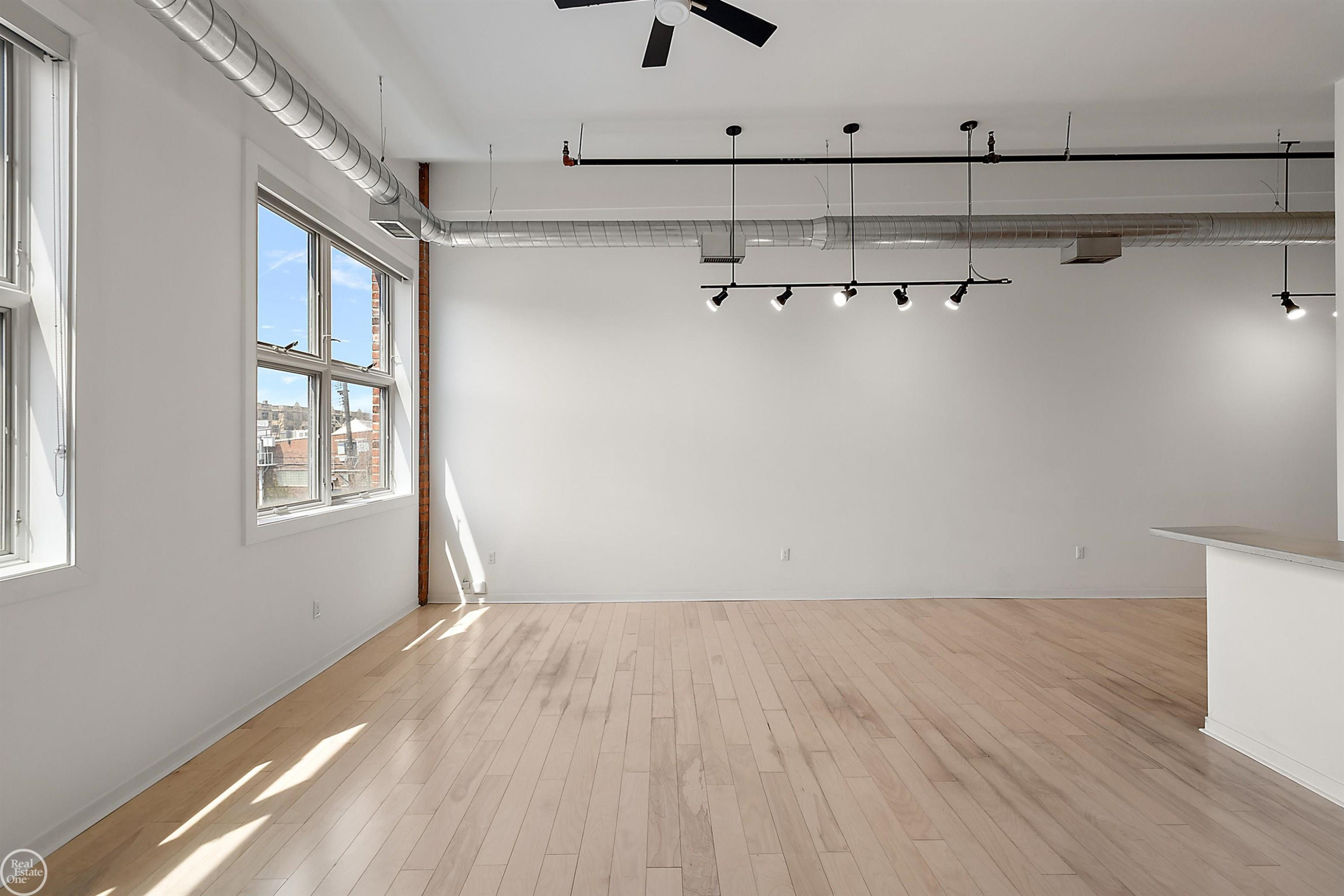 444 W Willis St UNIT&nbsp;89/205 Street, Detroit, MI, 48201