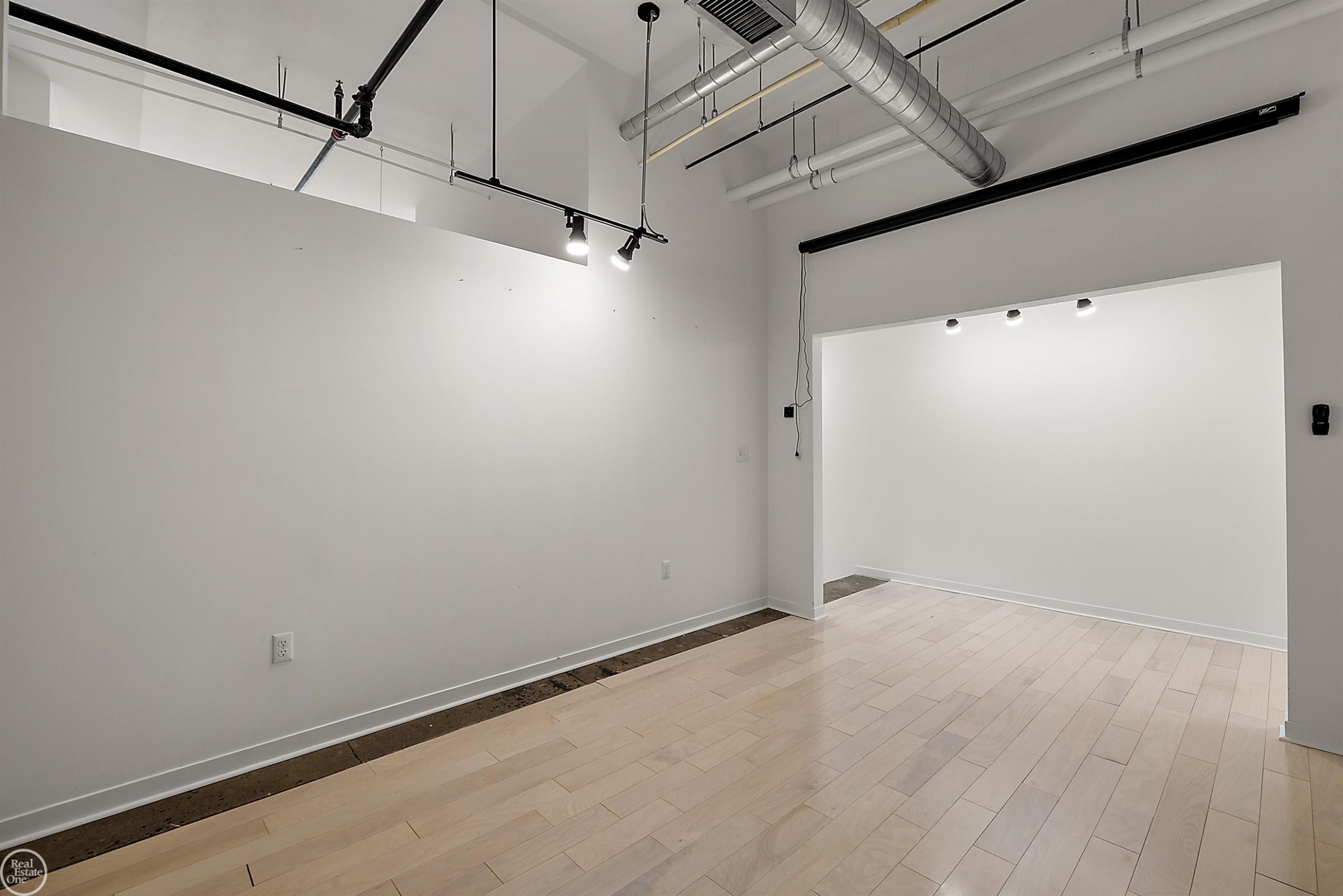 444 W Willis St UNIT&nbsp;89/205 Street, Detroit, MI, 48201