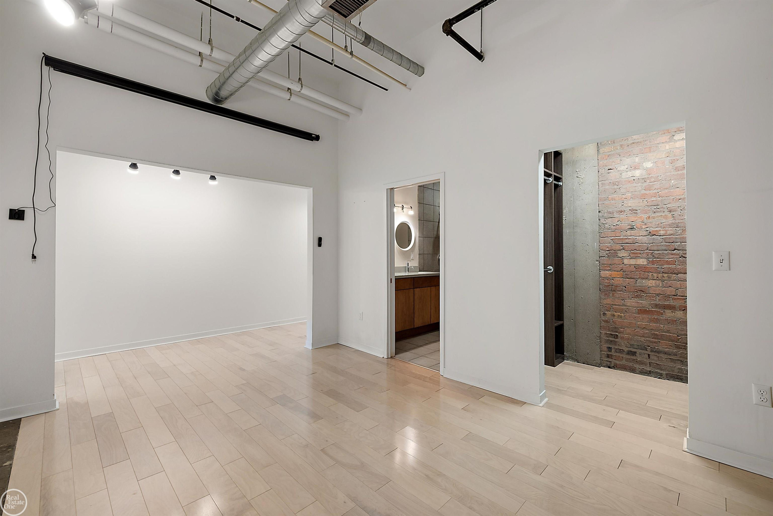 444 W Willis St UNIT&nbsp;89/205 Street, Detroit, MI, 48201