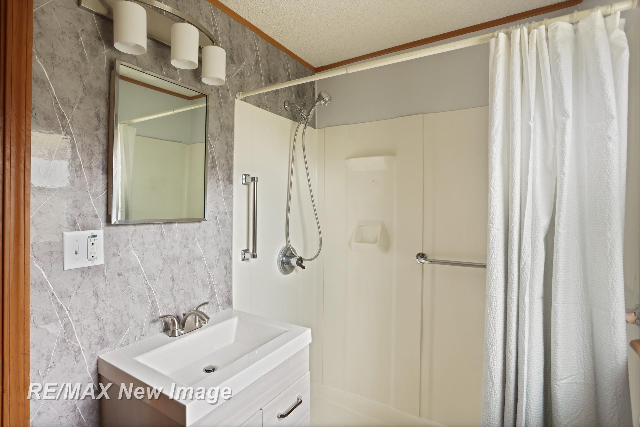 6895 Swan Creek Road, Saginaw, MI 48609 — Photo 19