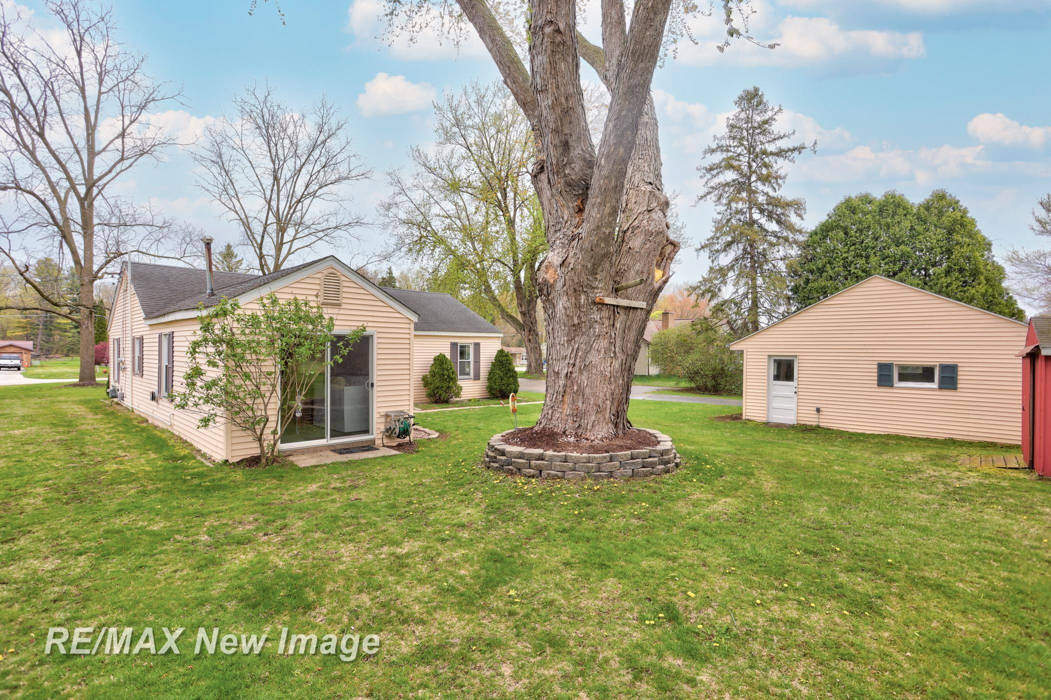 6895 Swan Creek Road, Saginaw, MI 48609 — Photo 28