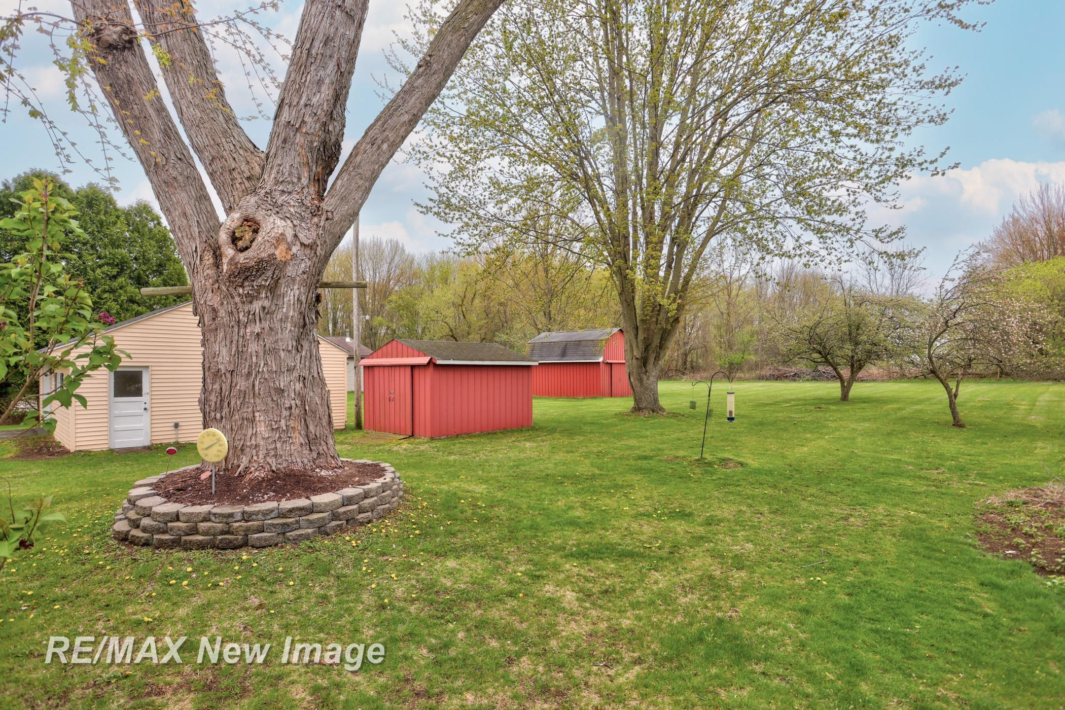 6895 Swan Creek Road, Saginaw, MI 48609 — Photo 29