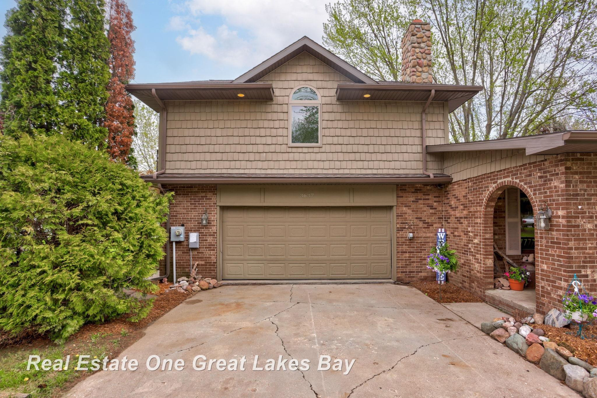 3637 S Brennan Road, Hemlock, MI 48626 — Photo 32