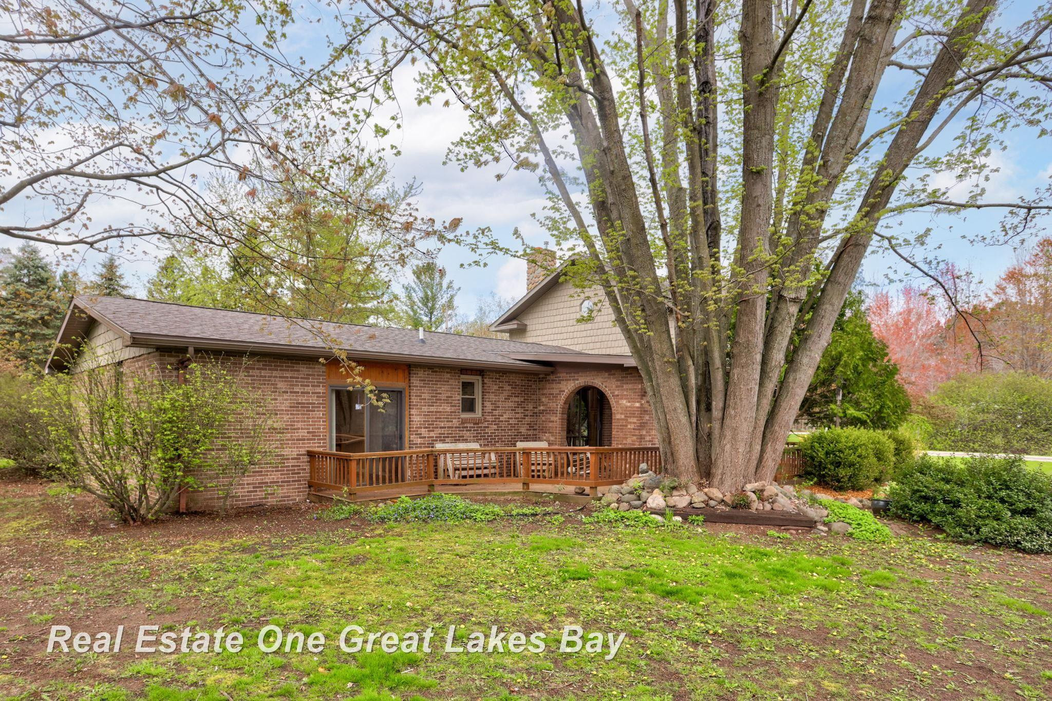 3637 S Brennan Road, Hemlock, MI 48626 — Photo 33
