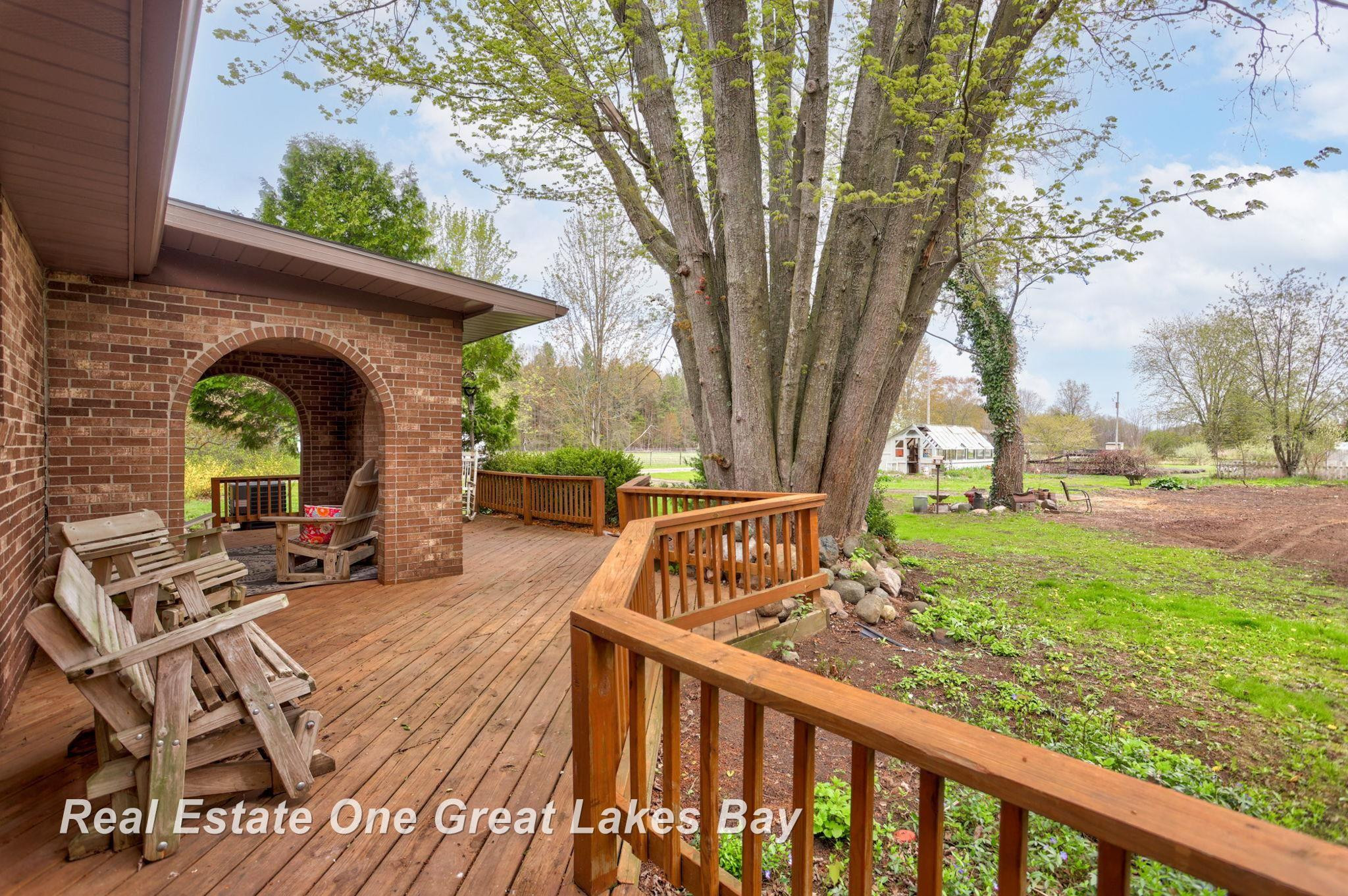 3637 S Brennan Road, Hemlock, MI 48626 — Photo 37
