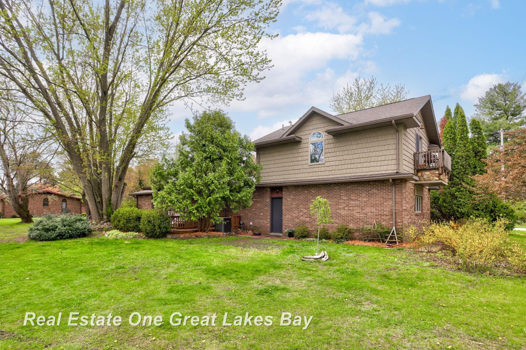 3637 S Brennan Road, Hemlock, MI 48626 — Photo 41