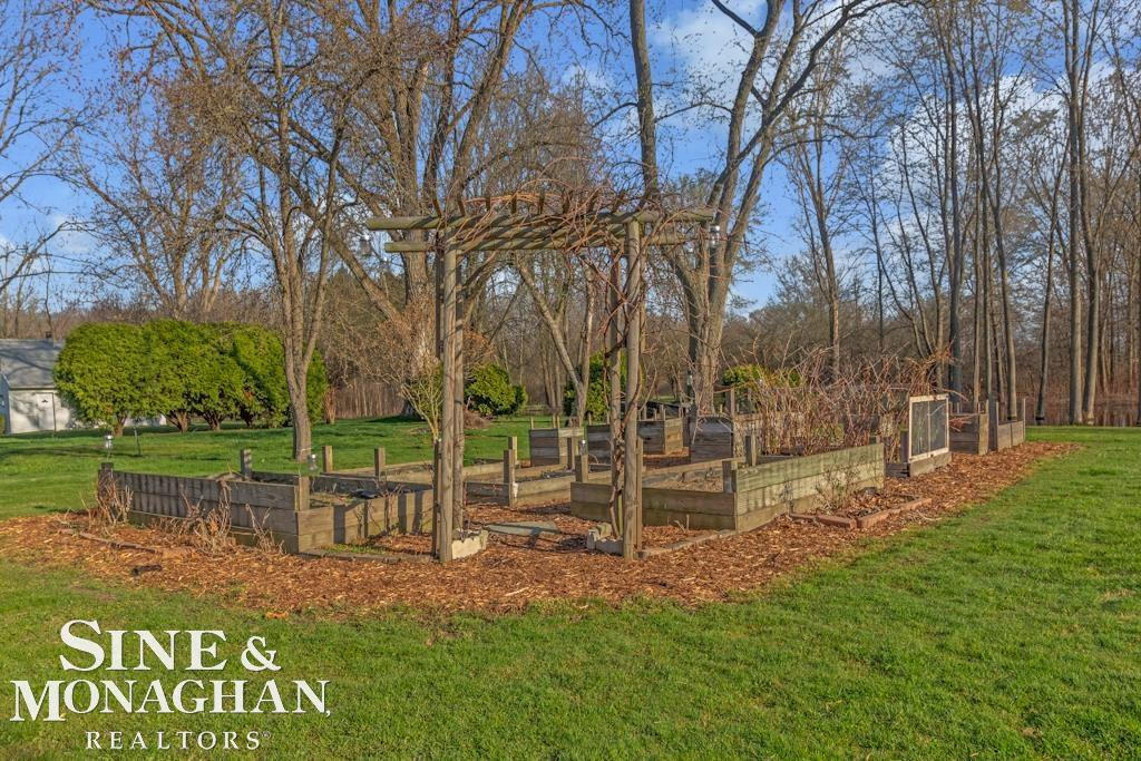 544 Meisner Road, MI — Photo 33