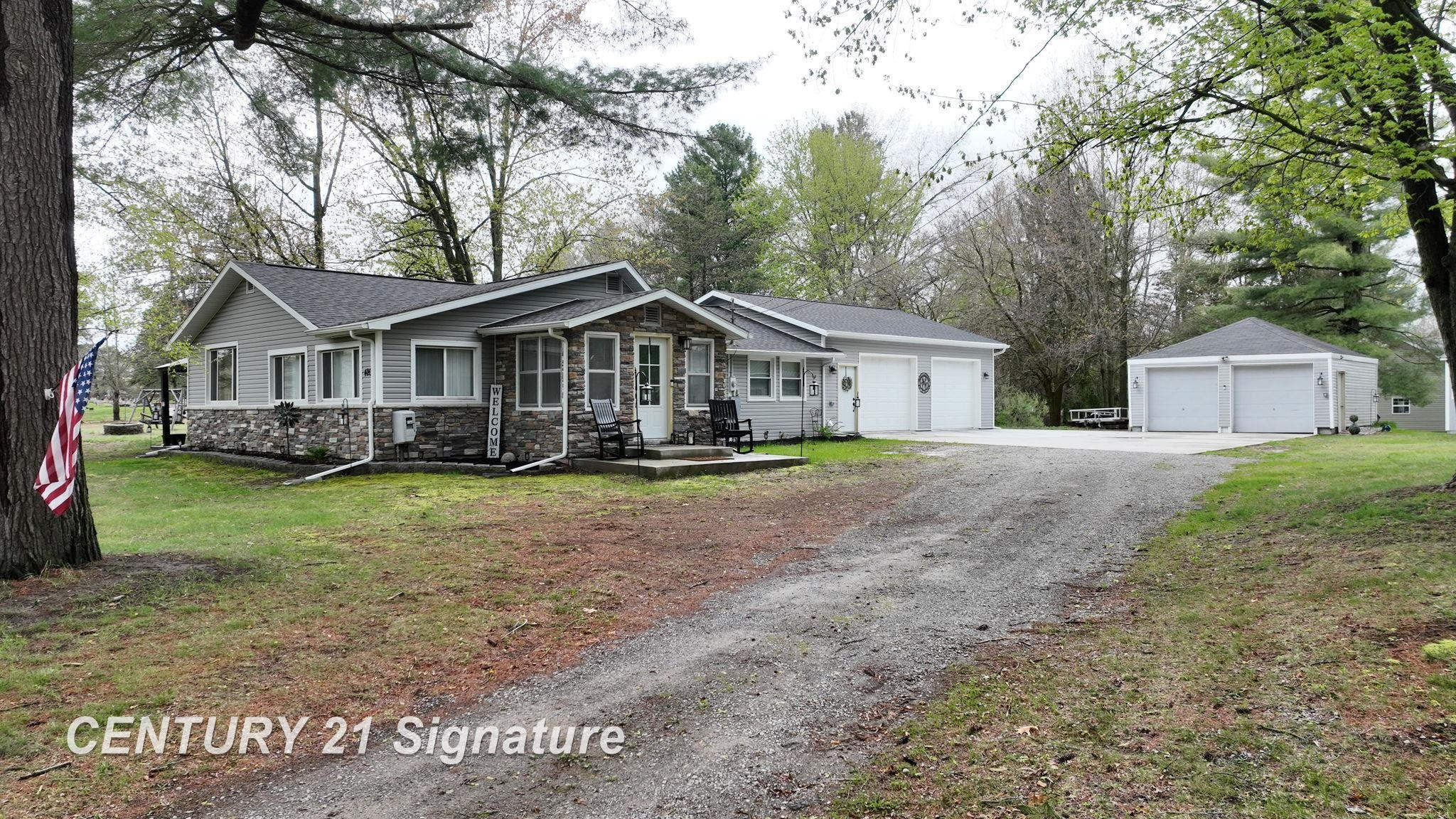 420 W spruce Road, Saint Charles, MI 48655 — Photo 5