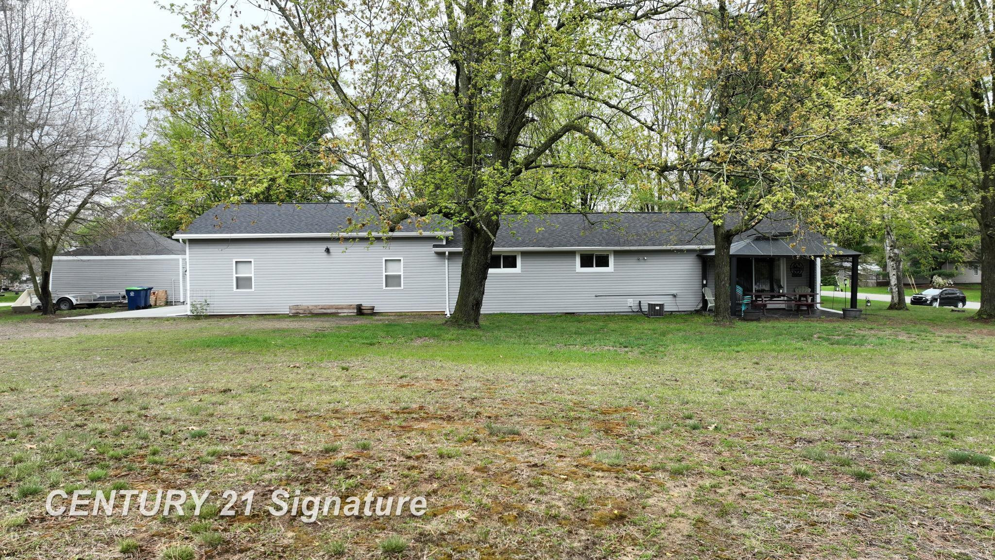 420 W spruce Road, Saint Charles, MI 48655 — Photo 9
