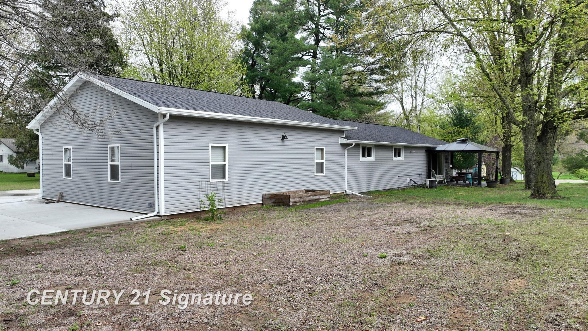 420 W spruce Road, Saint Charles, MI 48655 — Photo 10