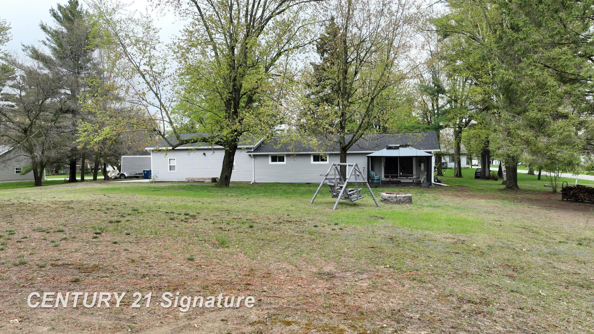 420 W spruce Road, Saint Charles, MI 48655 — Photo 11