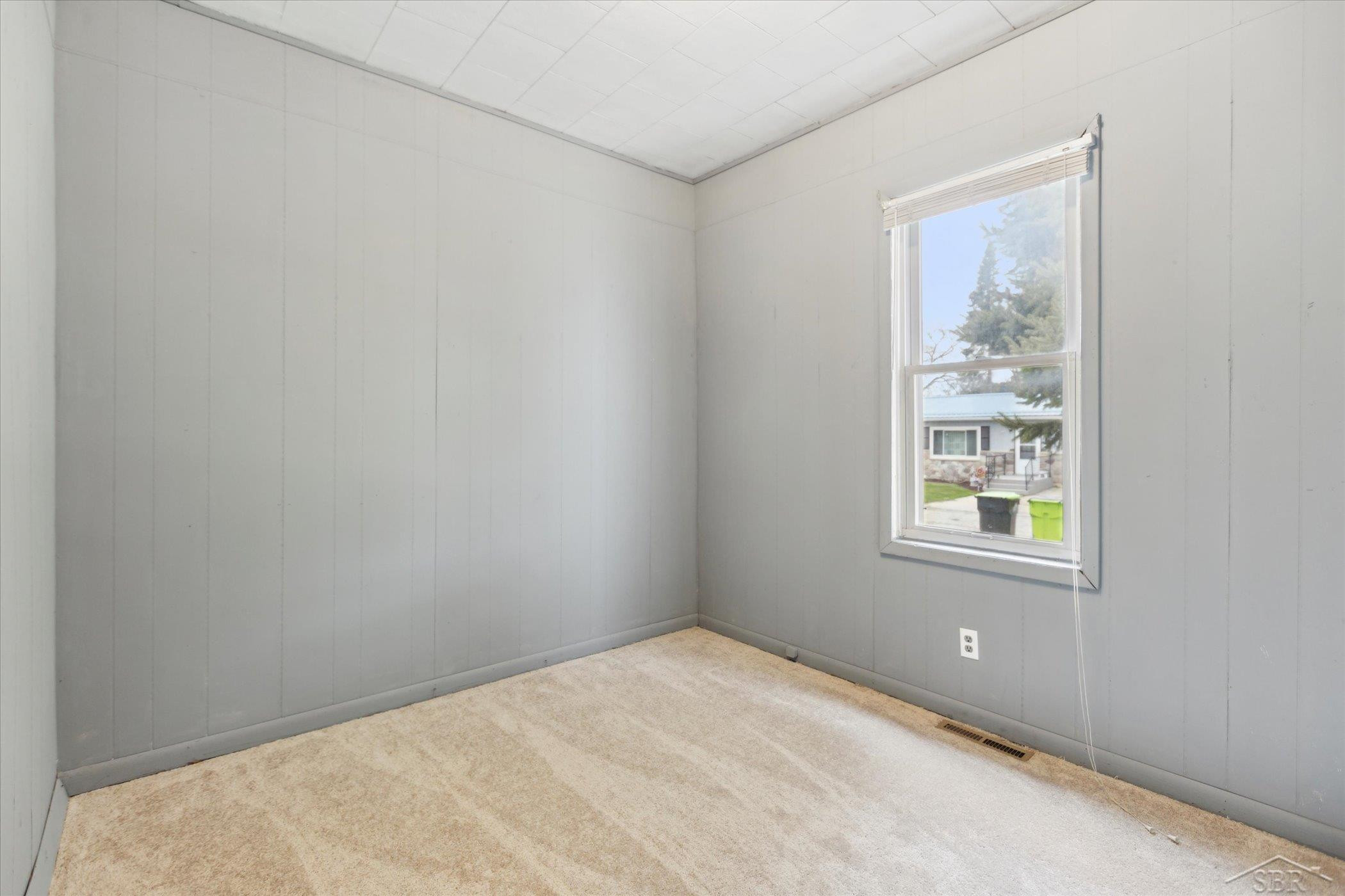 104 S Manitou Street, Pinconning, MI 48650 — Photo 11