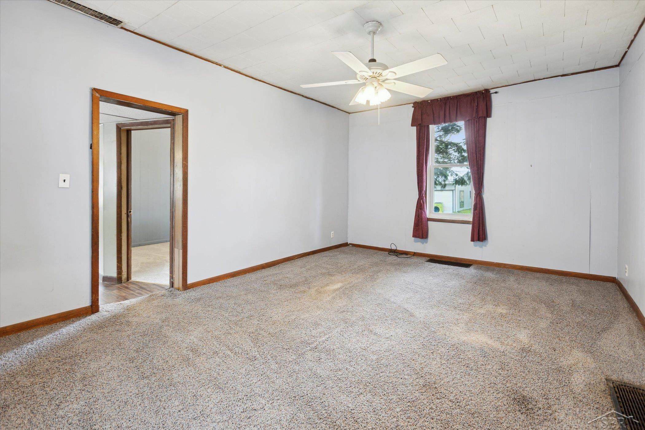 104 S Manitou Street, Pinconning, MI 48650 — Photo 14