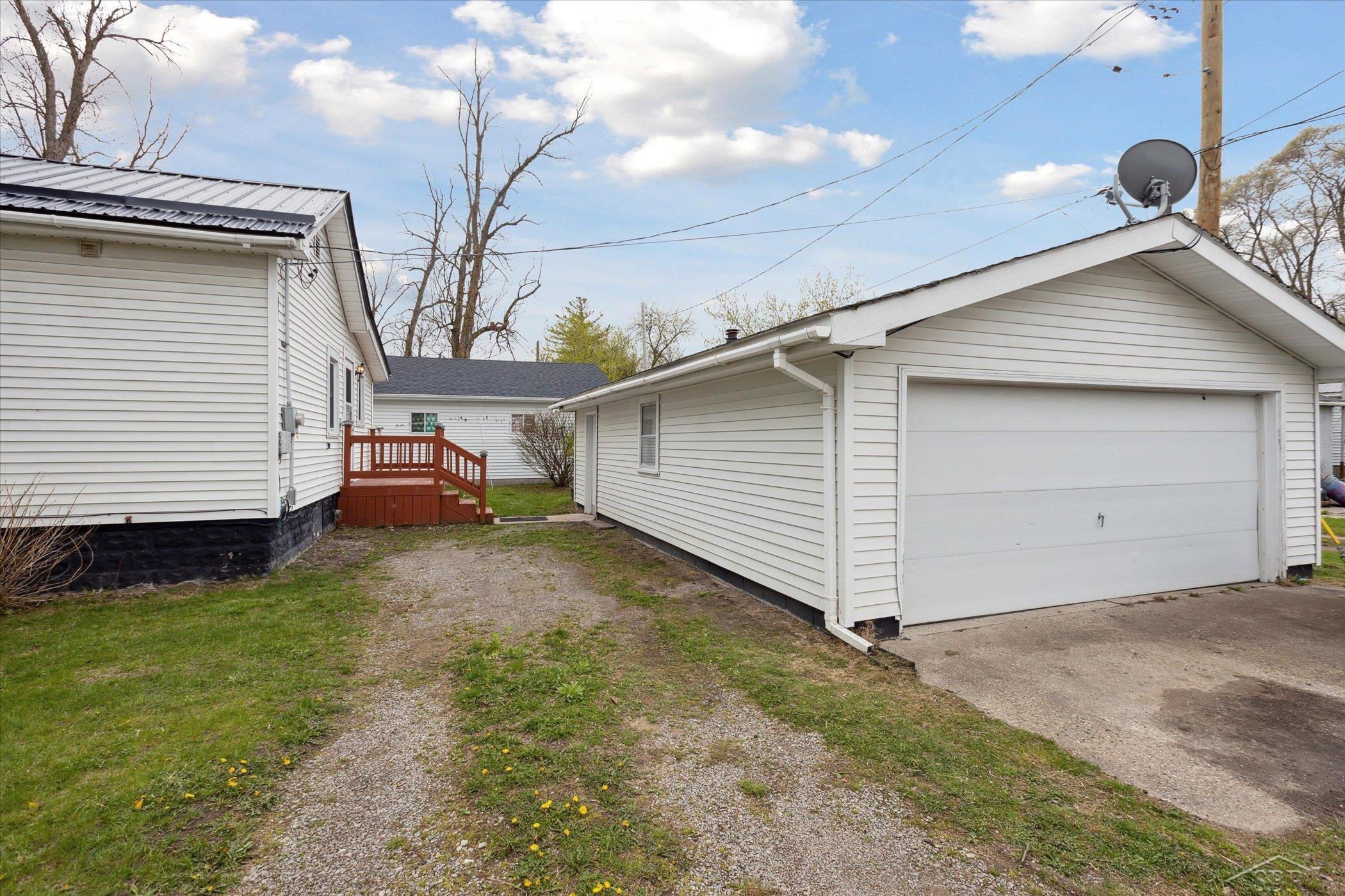 104 S Manitou Street, Pinconning, MI 48650 — Photo 26