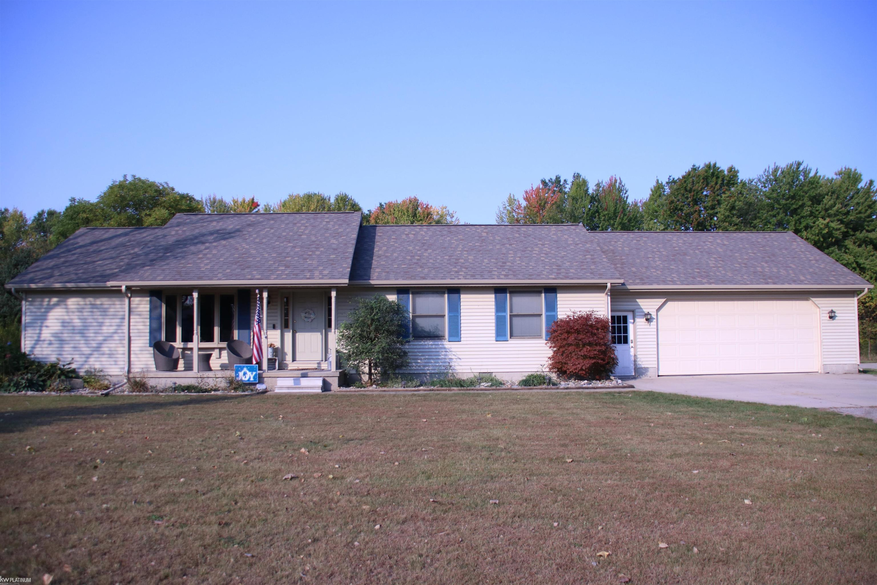 317 N 1st Street, Chesaning, MI 48616 — front exterior