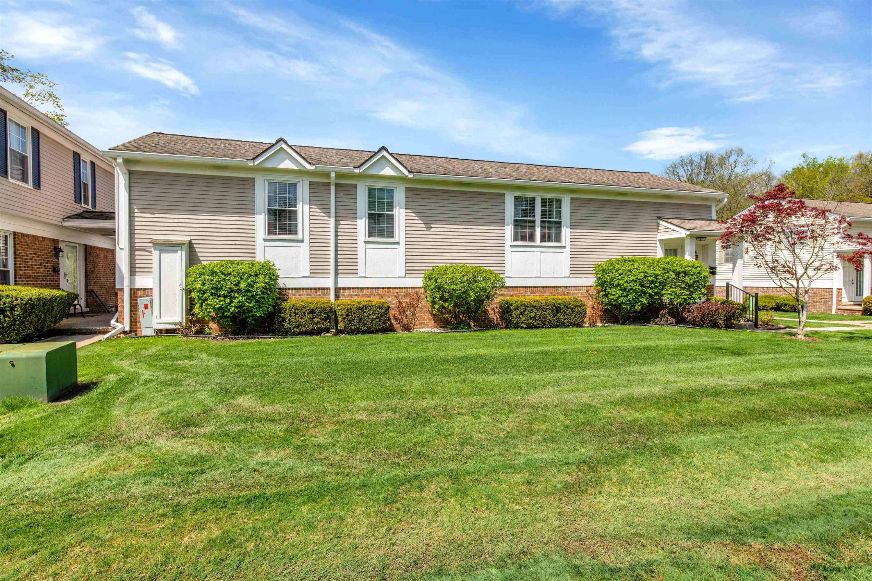 42108 PELLSTON Drive, Northville, MI 48167 — Photo 4