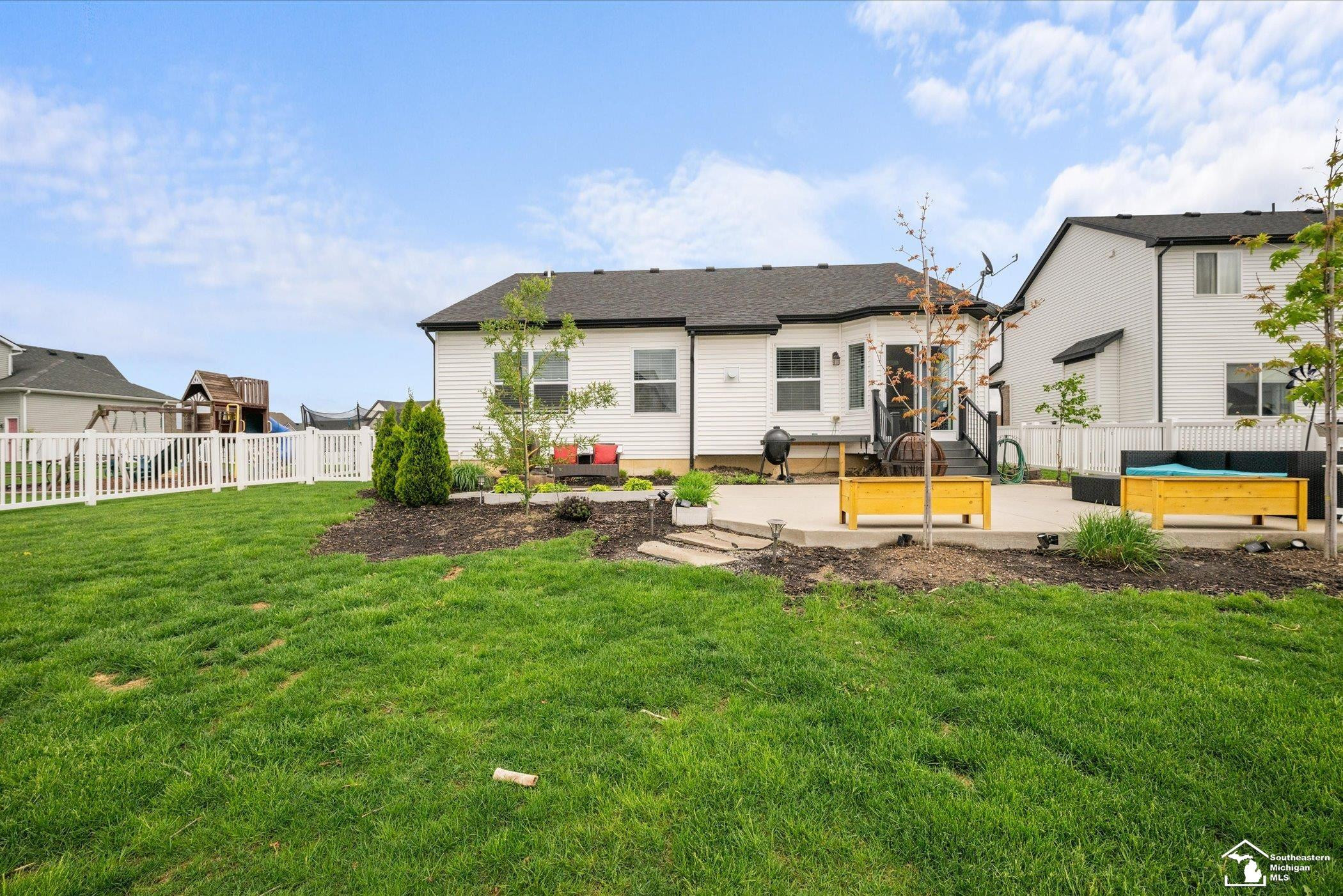 5121 Westminster Drive, Dundee, MI 48131 — Photo 31