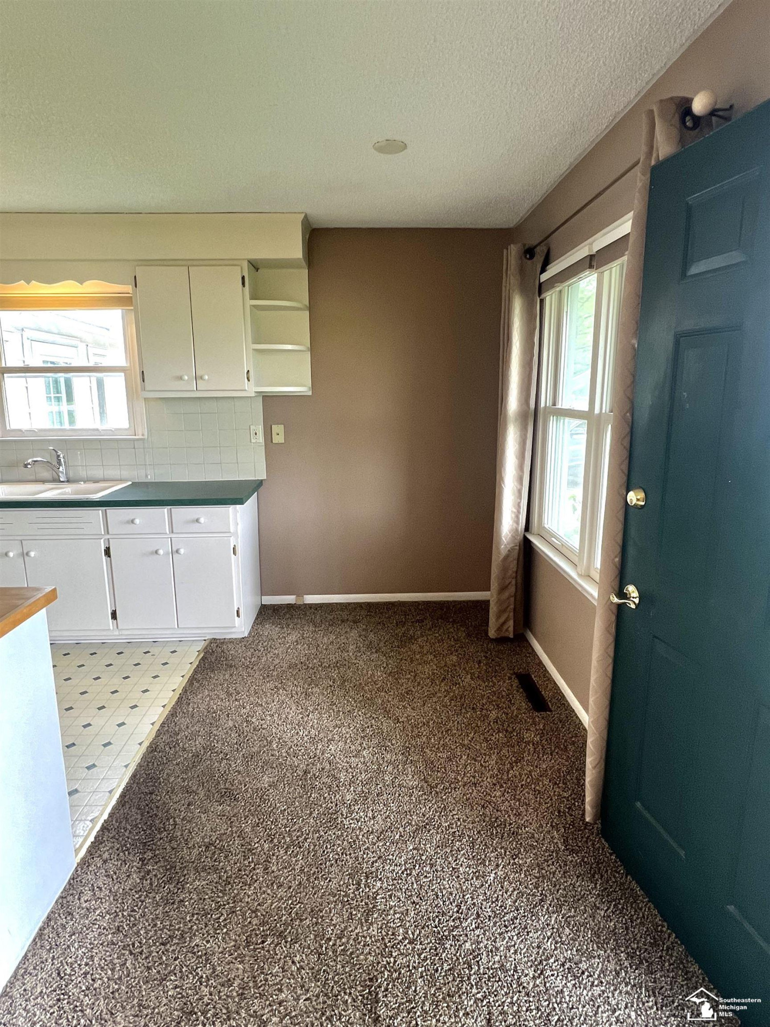 276 E Rauch Road, Temperance, MI 48182 — Photo 8